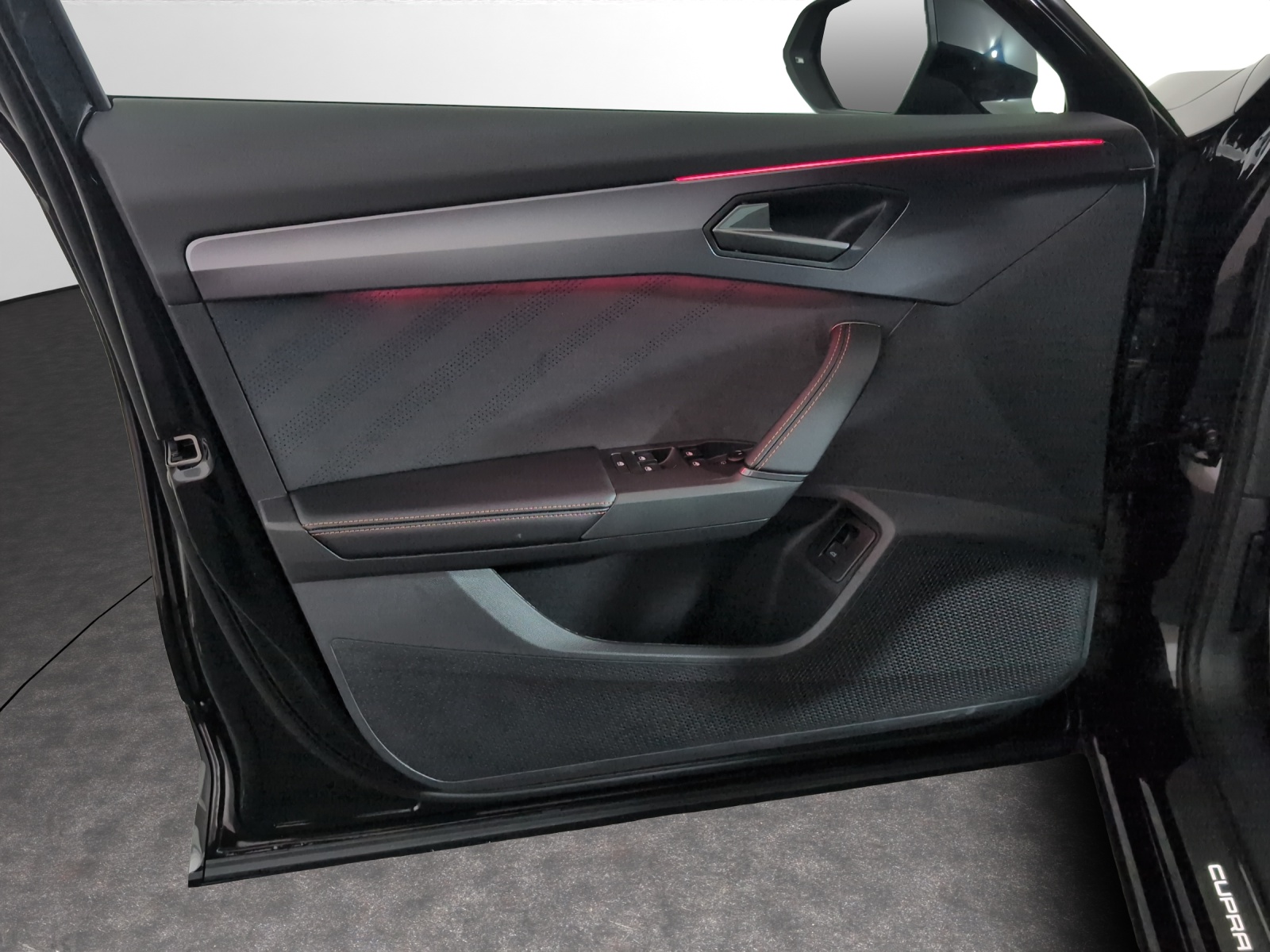 CUPRA Formentor 1.5 e-HYBRID pHEV Prime Edition DSG-image-13