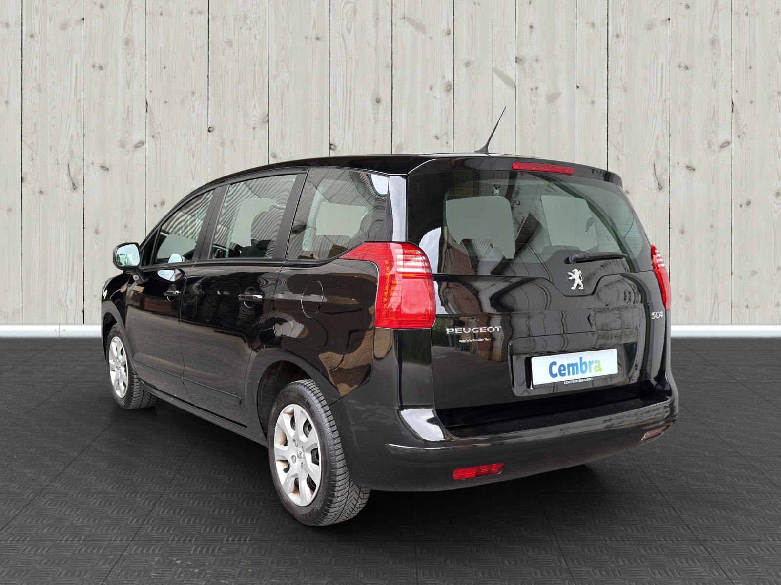 PEUGEOT 5008 1.6 16V VTI Sport-image-4
