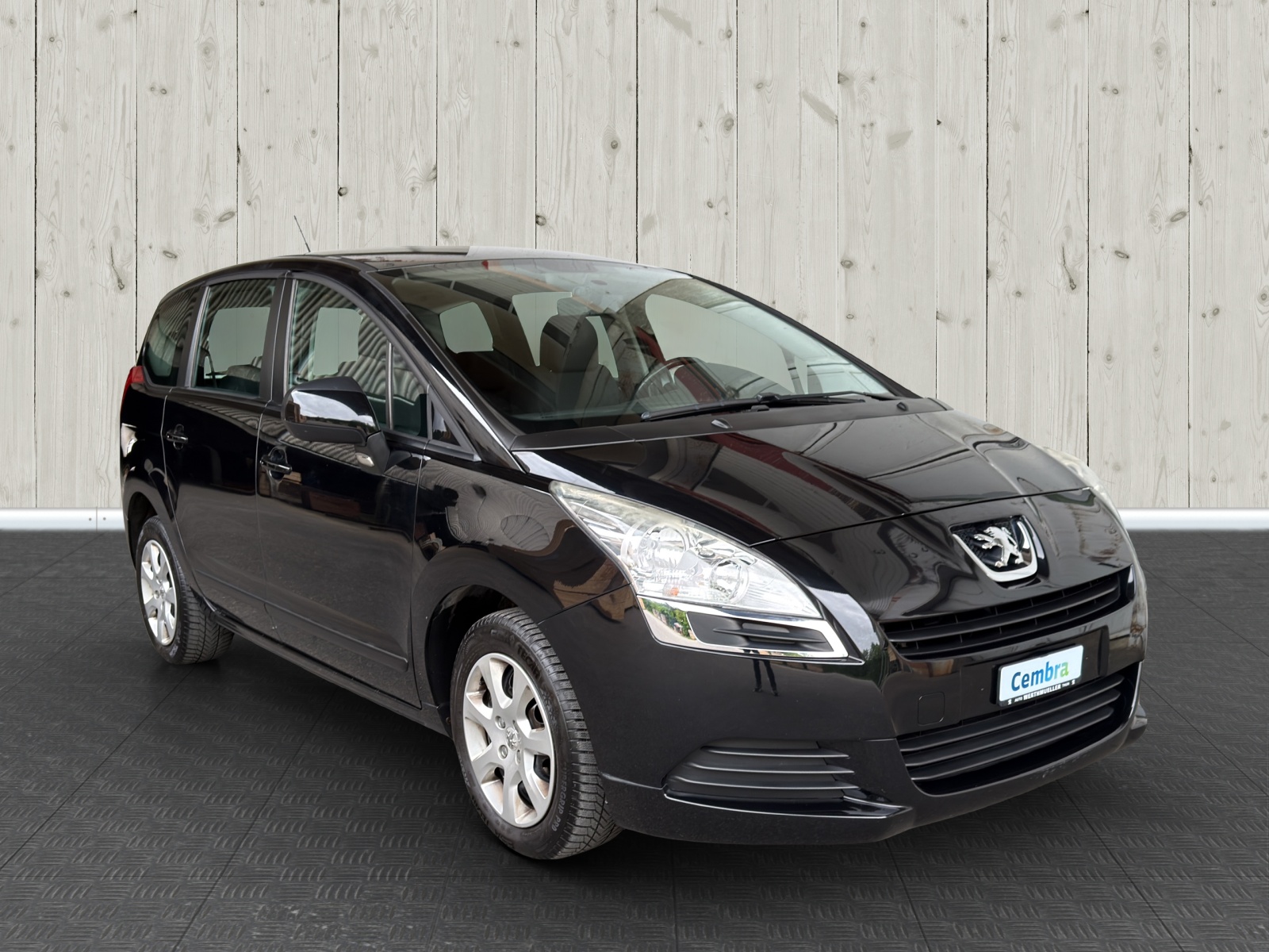 PEUGEOT 5008 1.6 16V VTI Sport-image-0