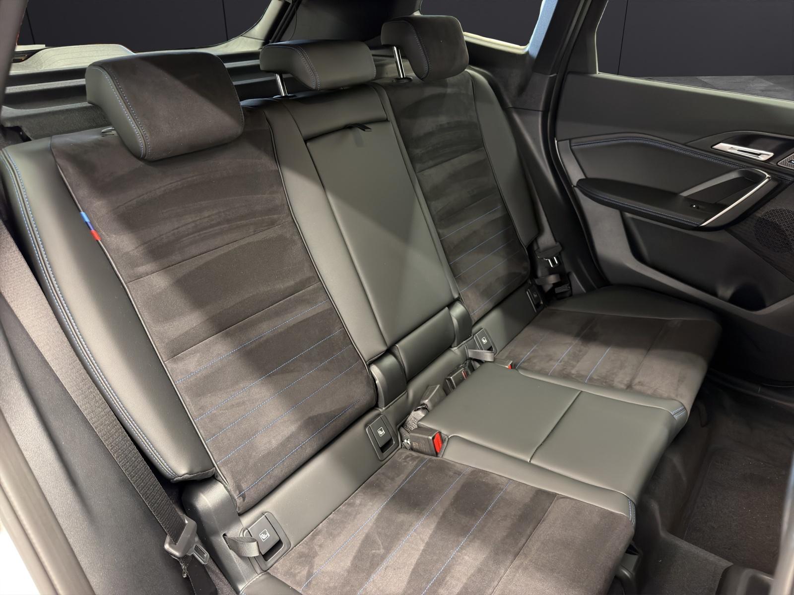 BMW X1 U11 20d xDrive paddles-image-13