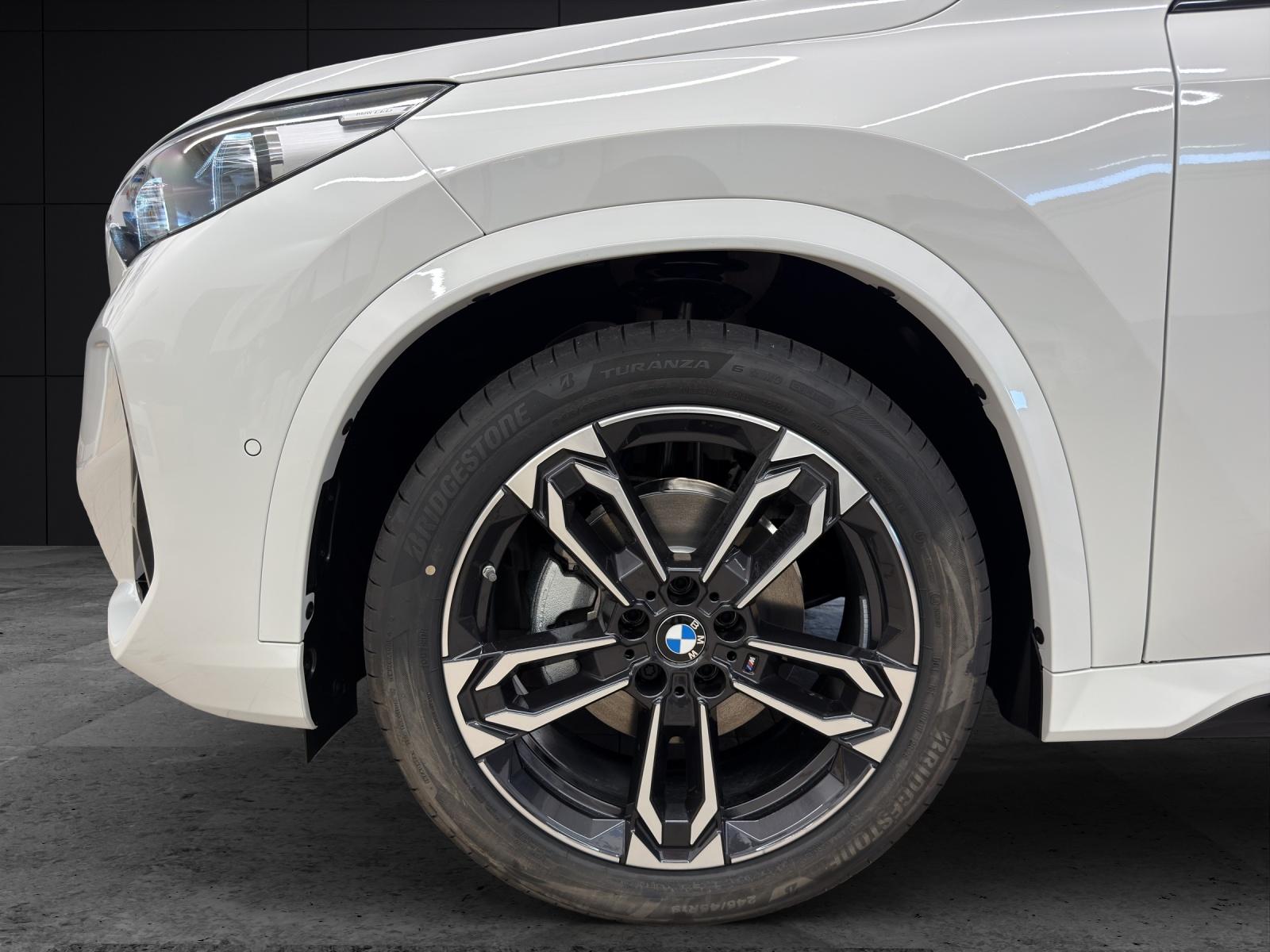 BMW X1 U11 20d xDrive paddles-image-4