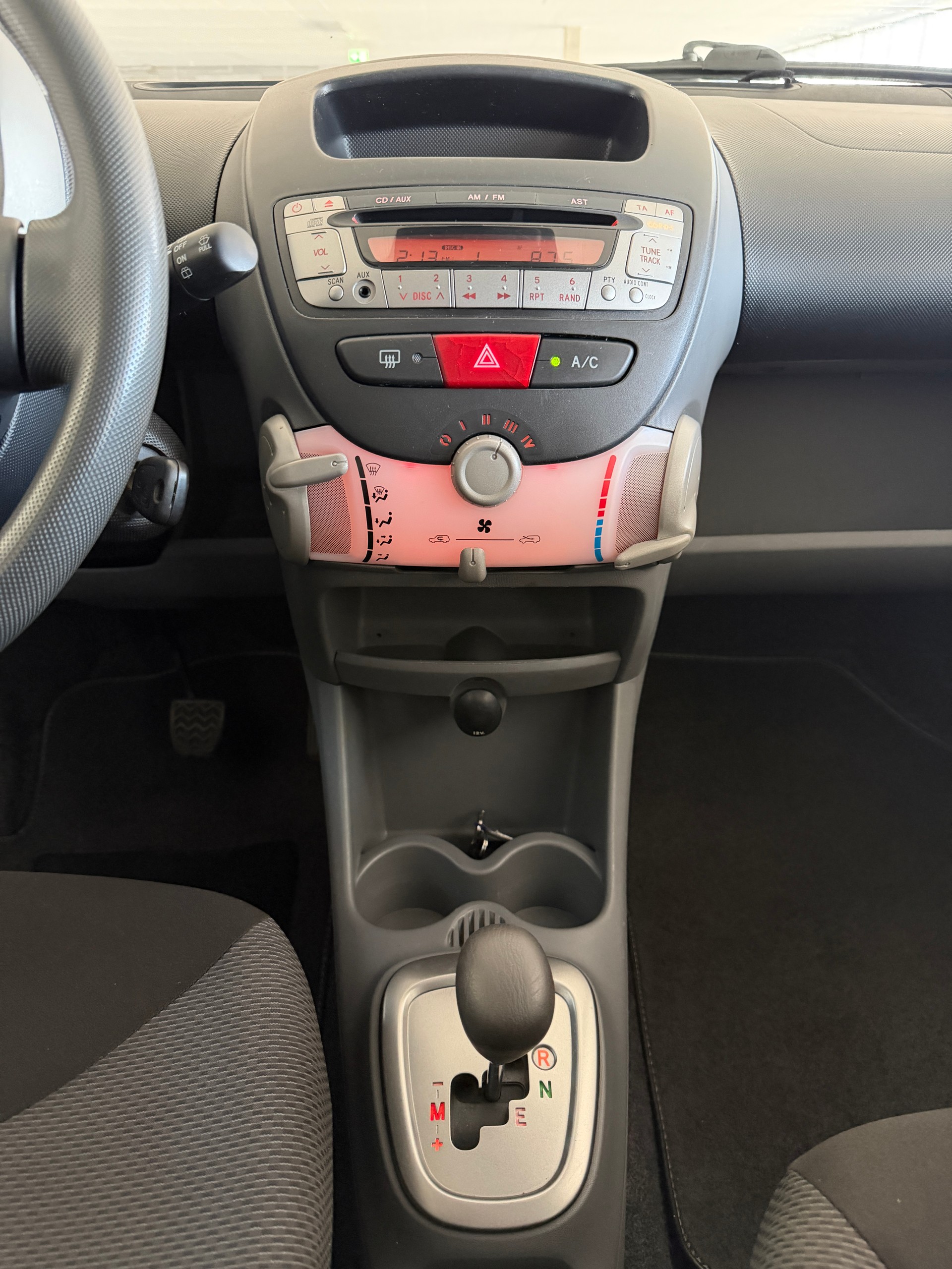 TOYOTA Aygo 1.0 MultiMode - Expertise 09/09/2026 - Automatic-image-9