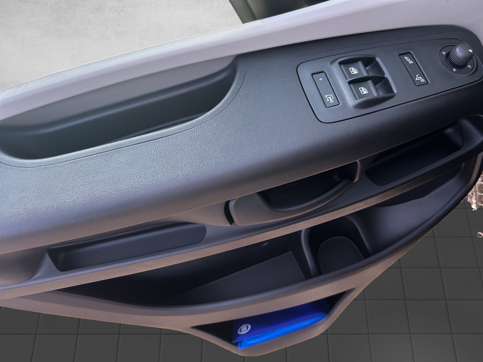 WESTFALIA 600E 2.2D 8G-image-17