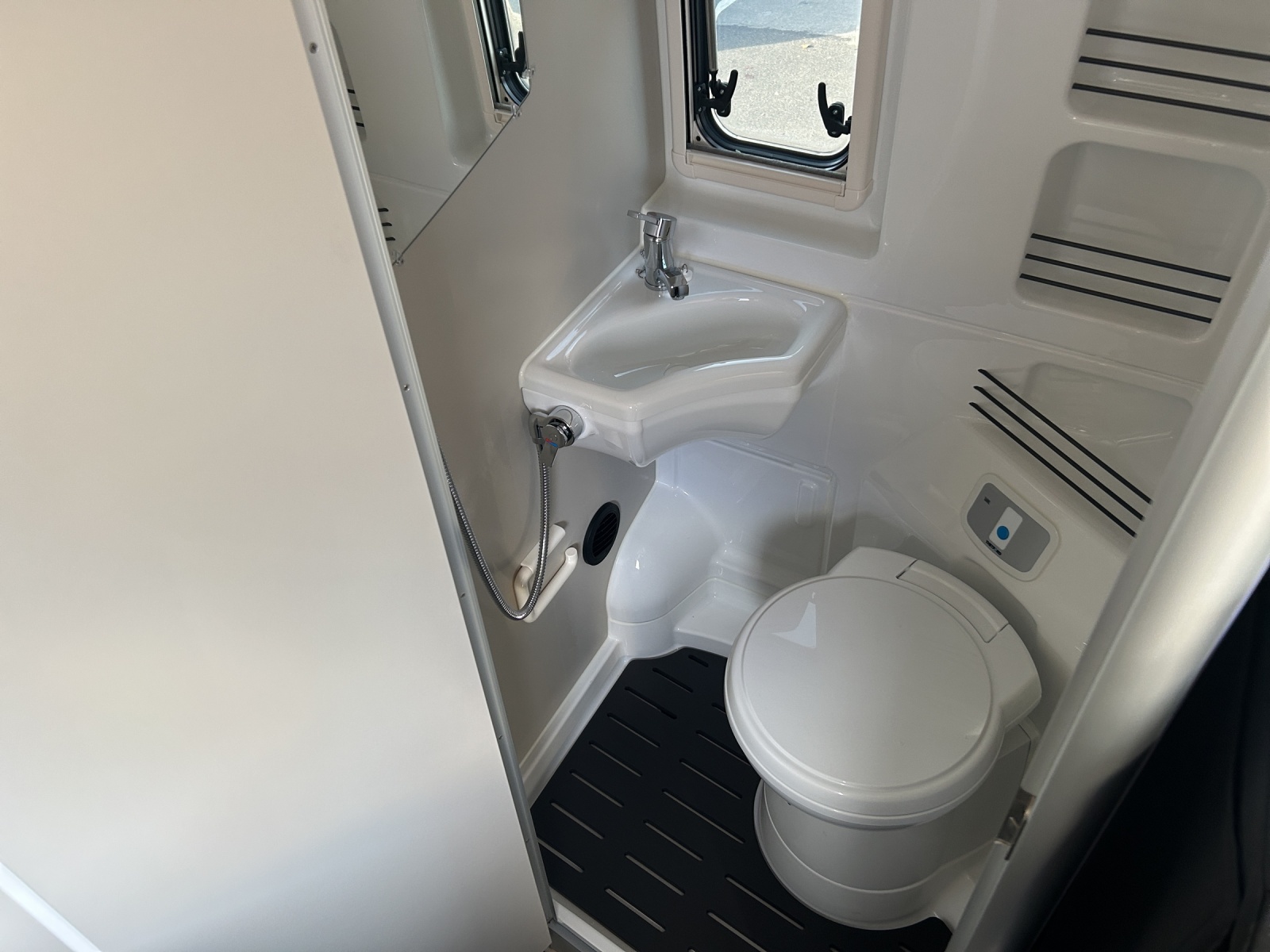 WESTFALIA 600E 2.2D 8G-image-21