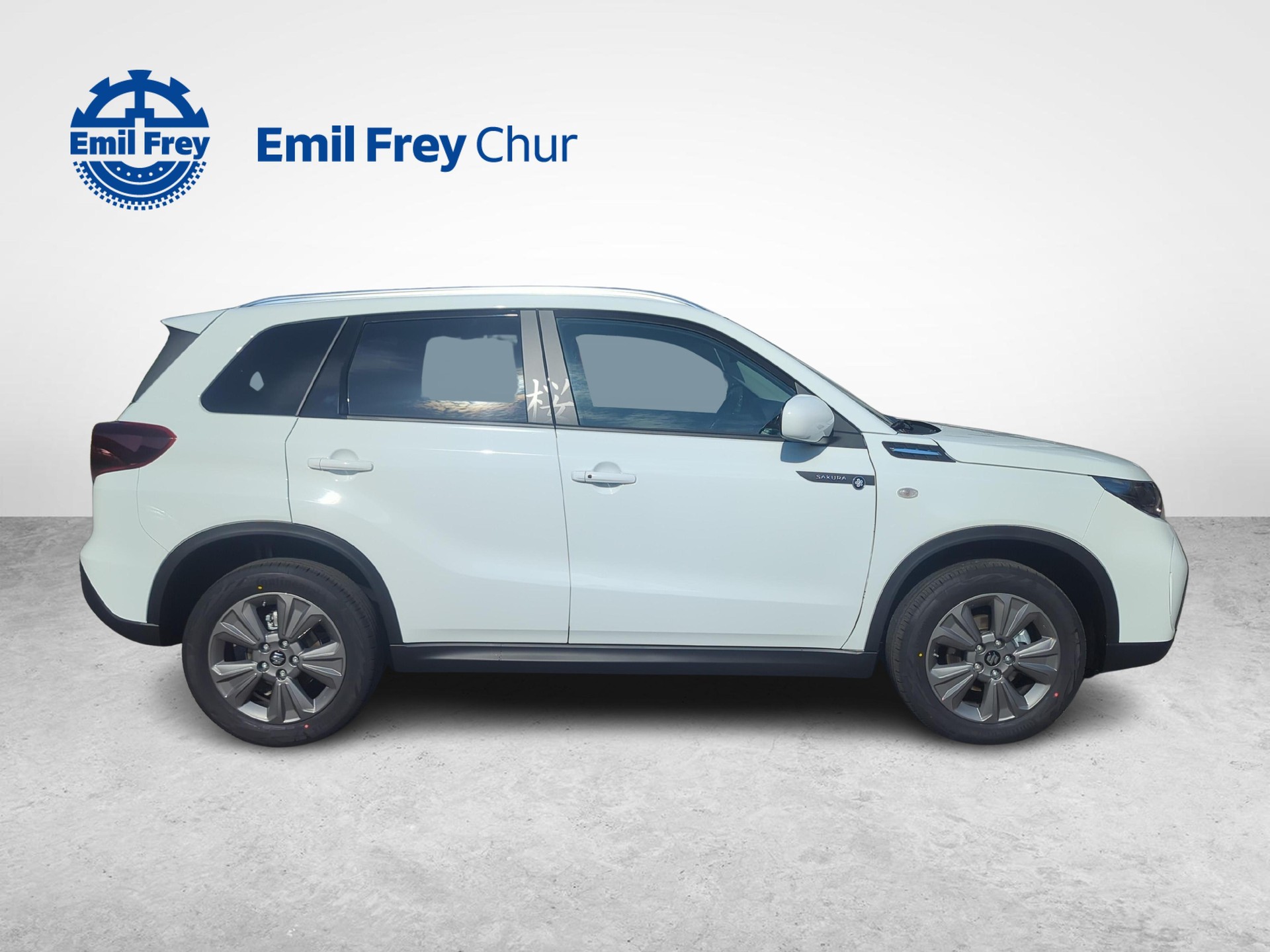 SUZUKI Vitara 1.4 T Sakura Hybrid 4x4 / 1.99% Leasing-image-5