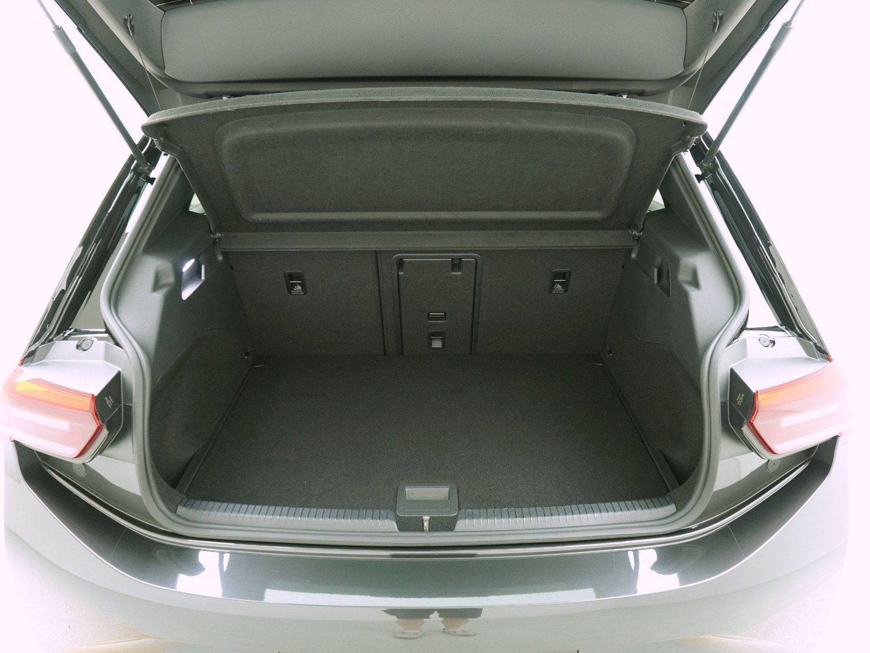 VW ID.3 Pro S-image-12