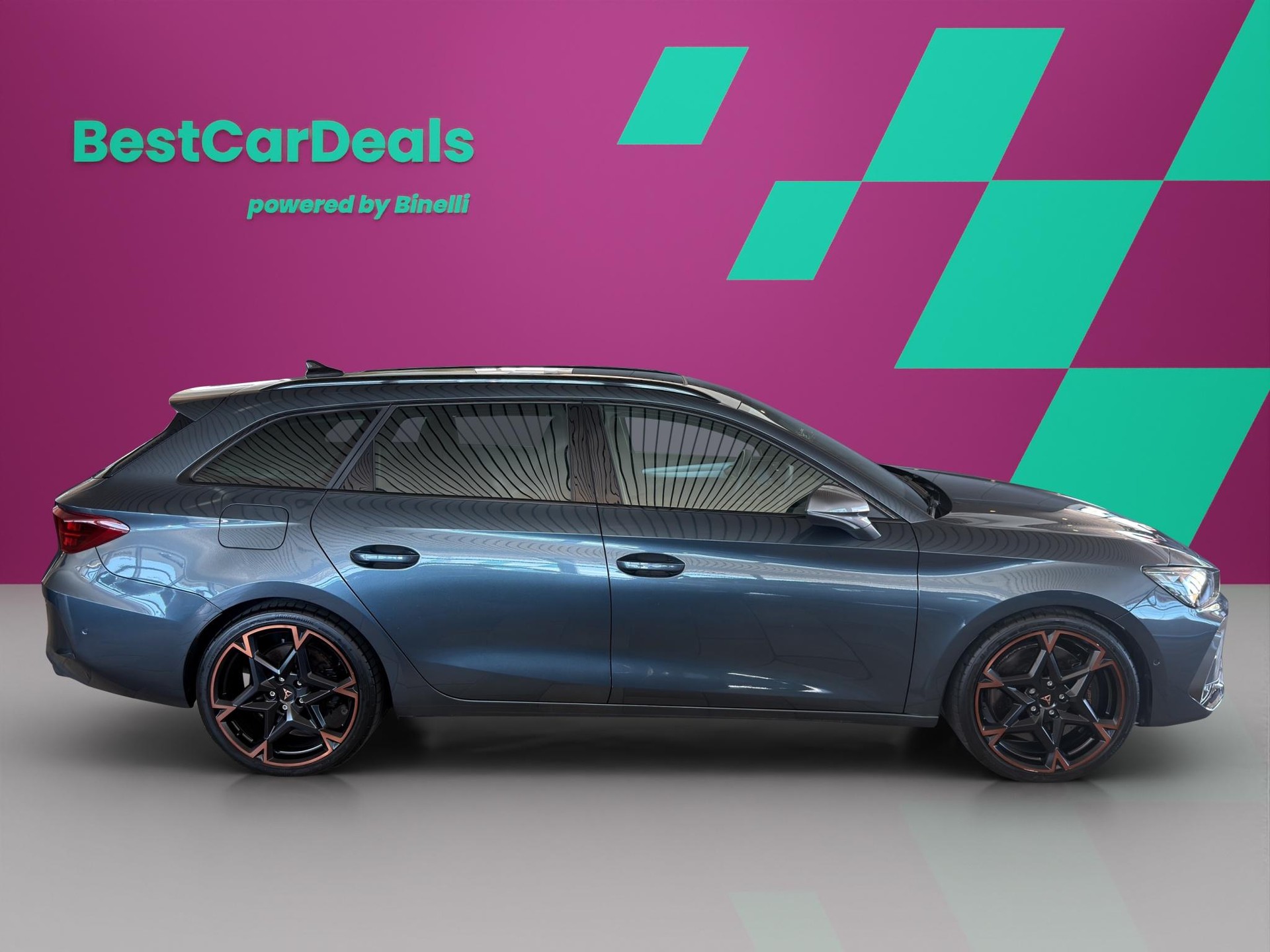 CUPRA Leon ST 2.0 TSI 333 VZ 4Drive DSG-image-1