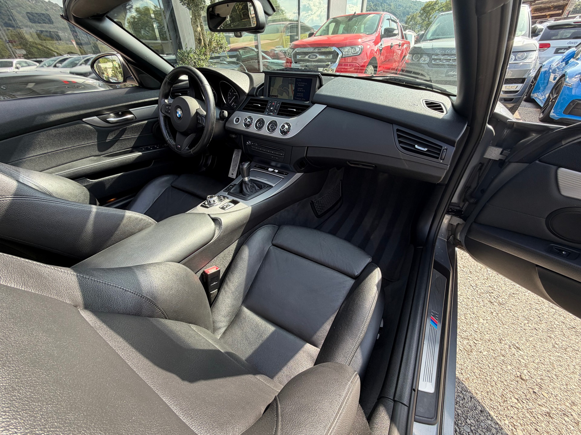 BMW Z4 sDrive35i-image-13