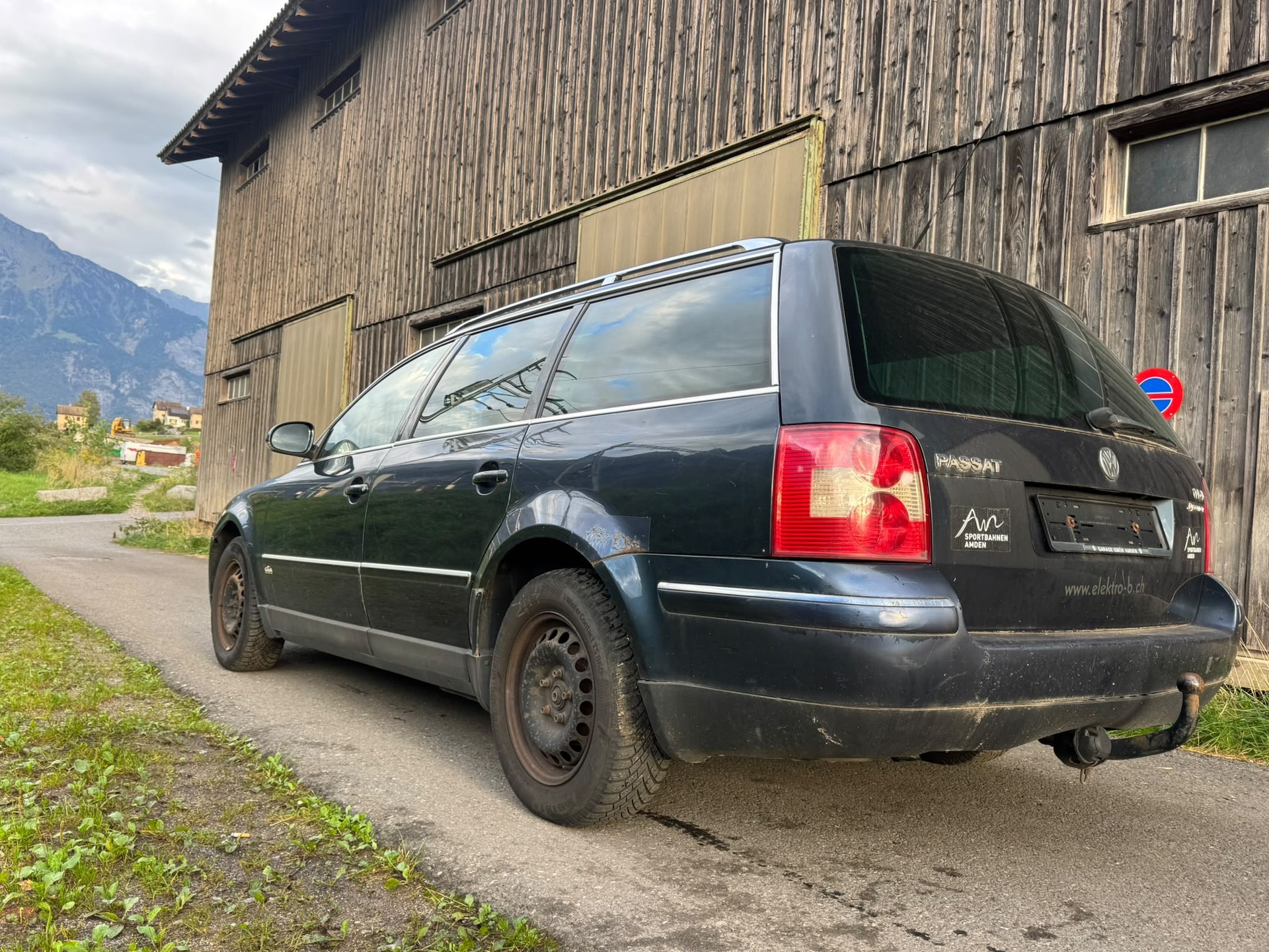 VW Passat Variant 1.9 TDI 4Motion Highline-image-3