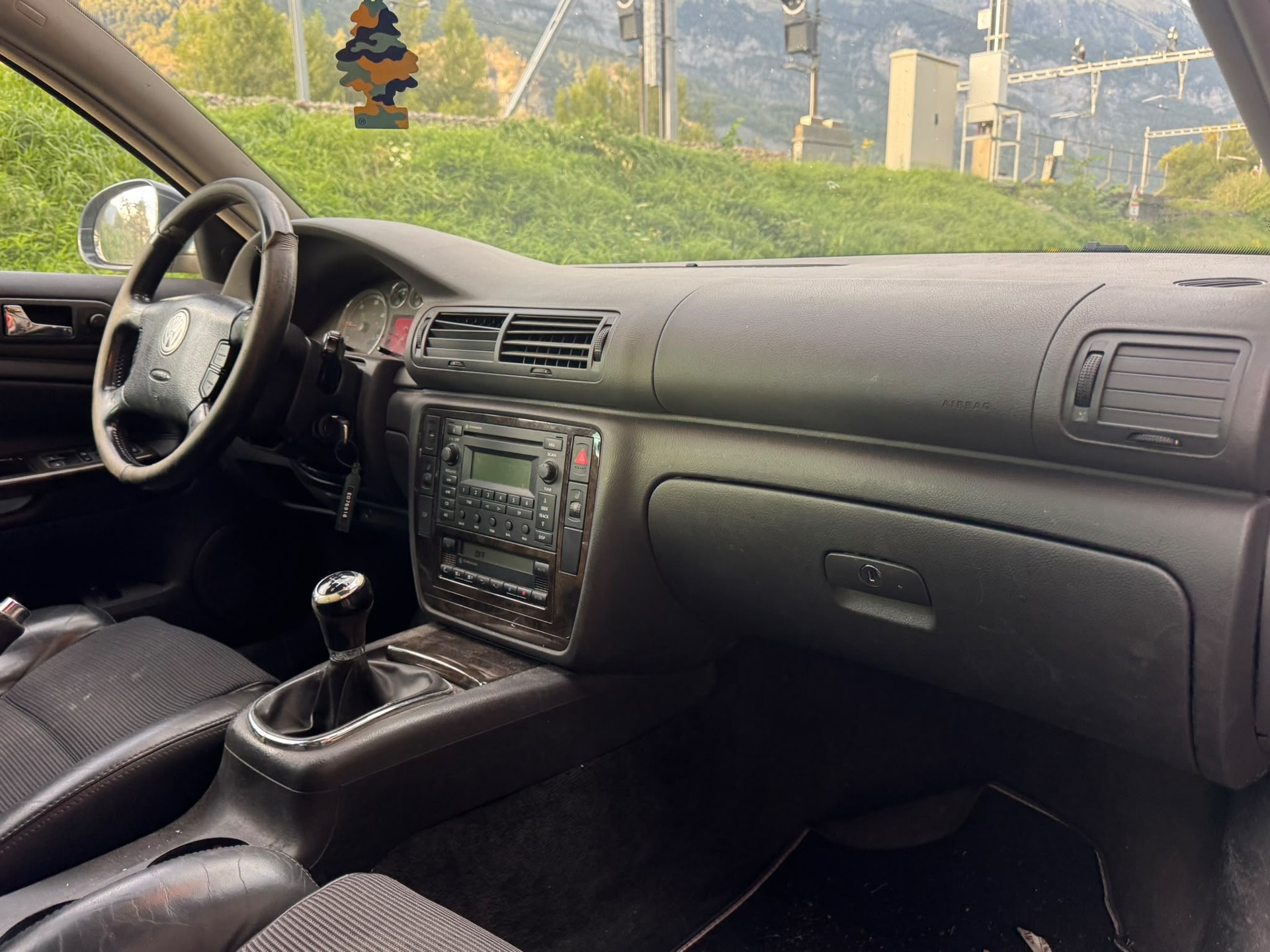 VW Passat Variant 1.9 TDI 4Motion Highline-image-14