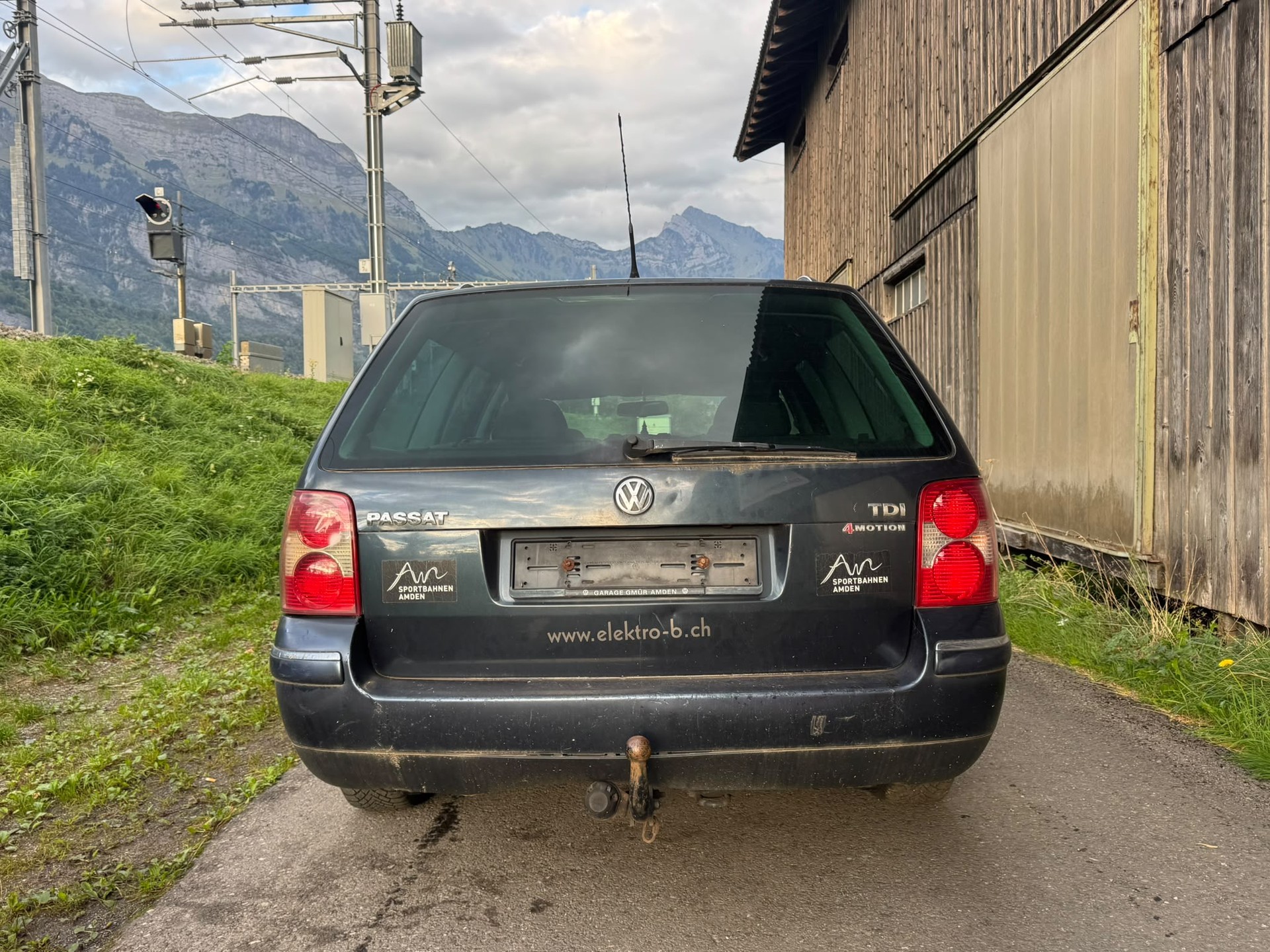VW Passat Variant 1.9 TDI 4Motion Highline-image-7