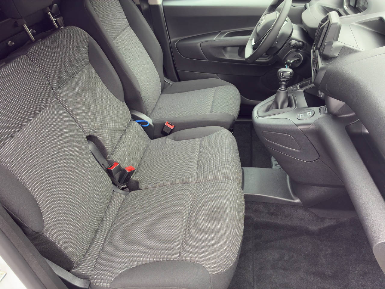 PEUGEOT Partner Kaw. 1000 Standard 1.5 BlueHDI 130 S/S-image-12