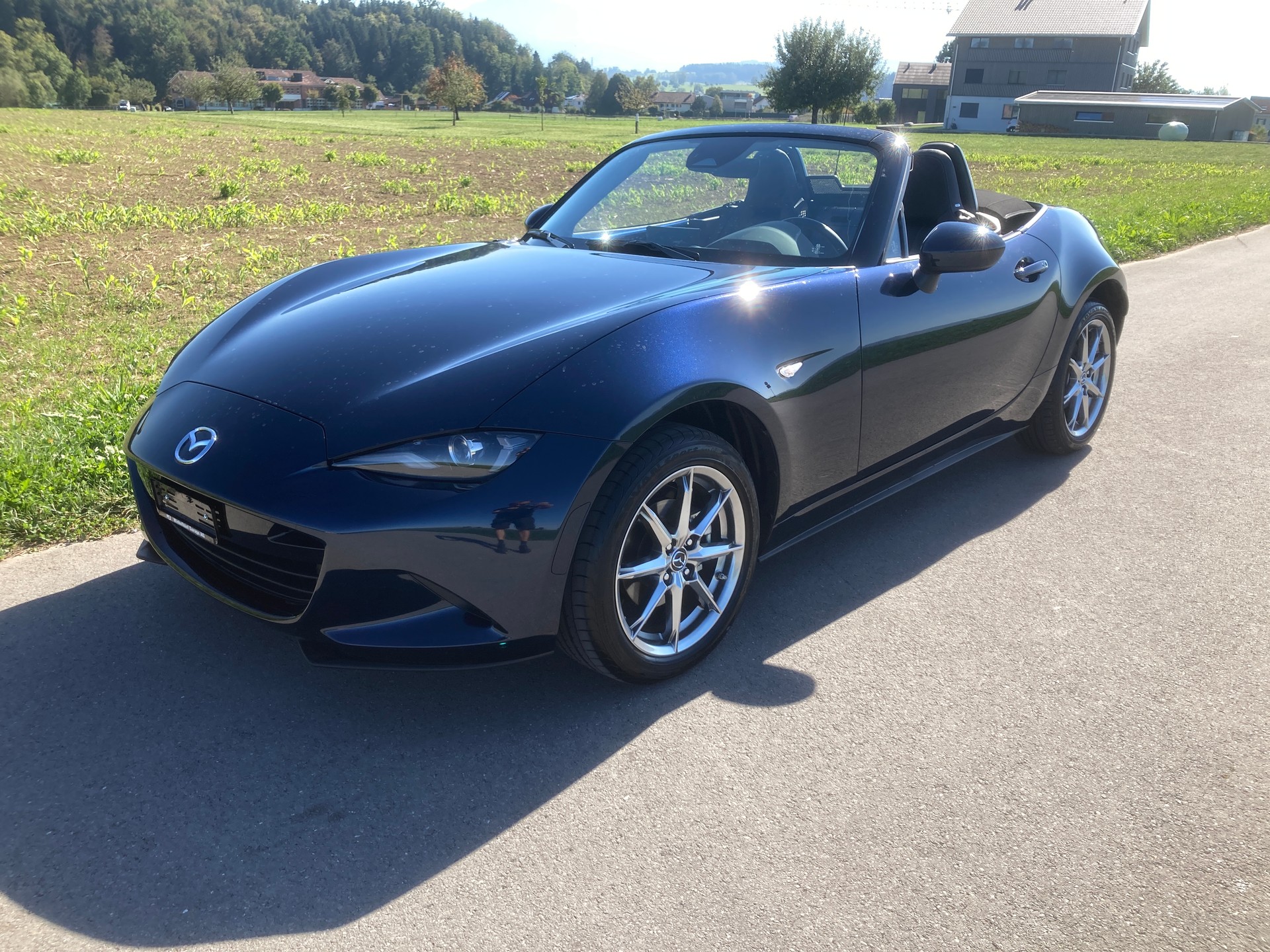 MAZDA MX-5 Skyactiv-G 132 Exclusive-line-image-0