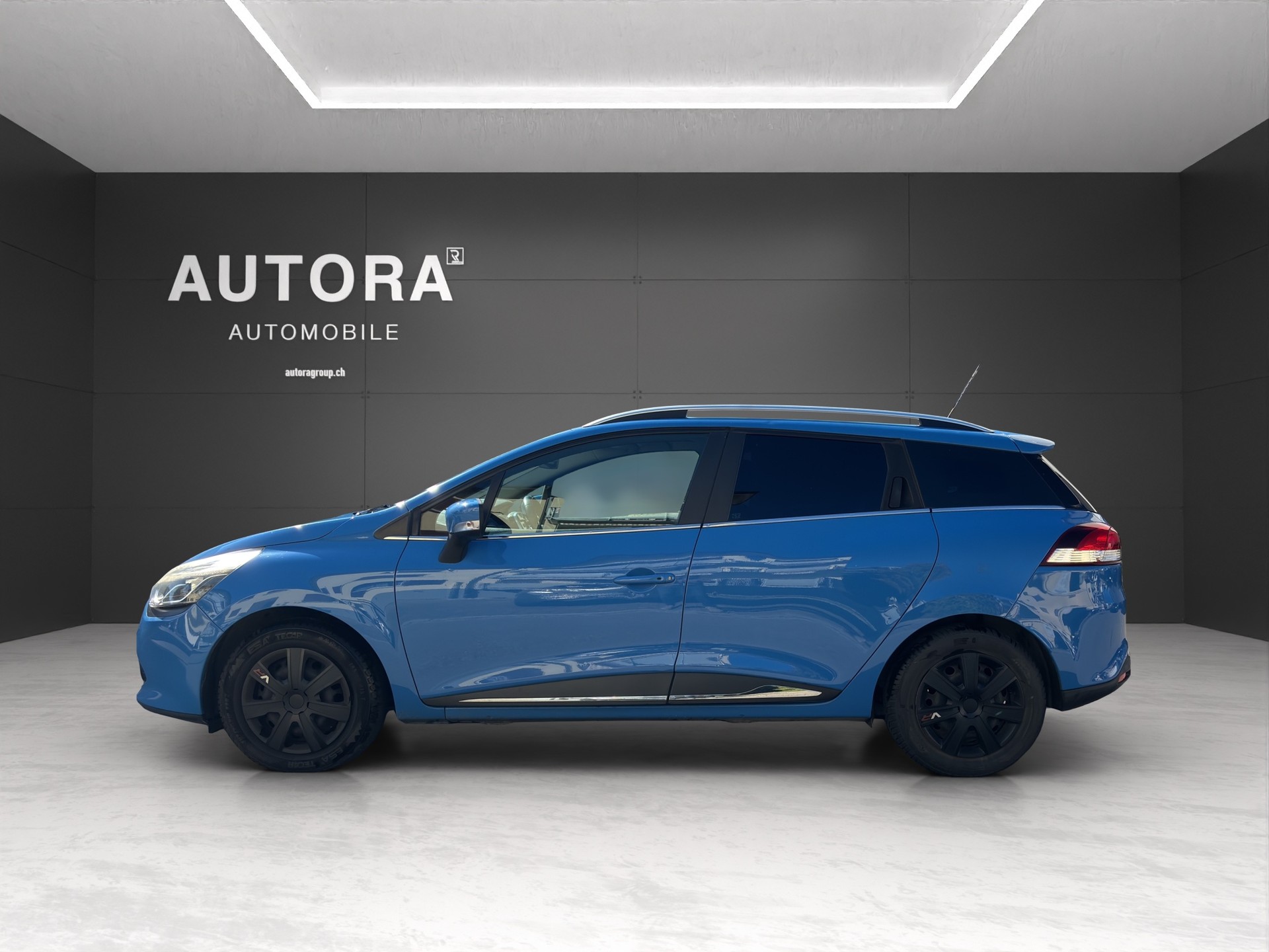 RENAULT Clio Grandtour 0.9 12V Swiss Edition-image-4