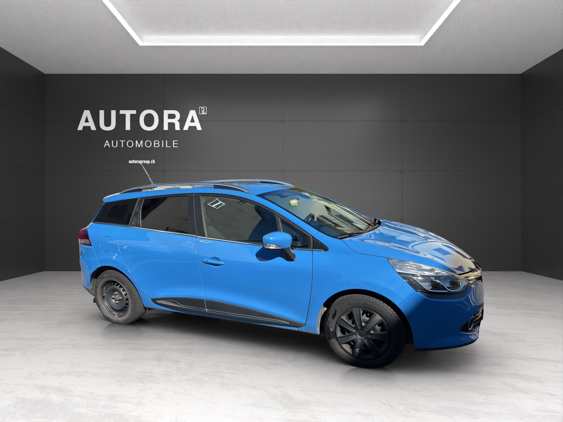 RENAULT Clio Grandtour 0.9 12V Swiss Edition-image-2