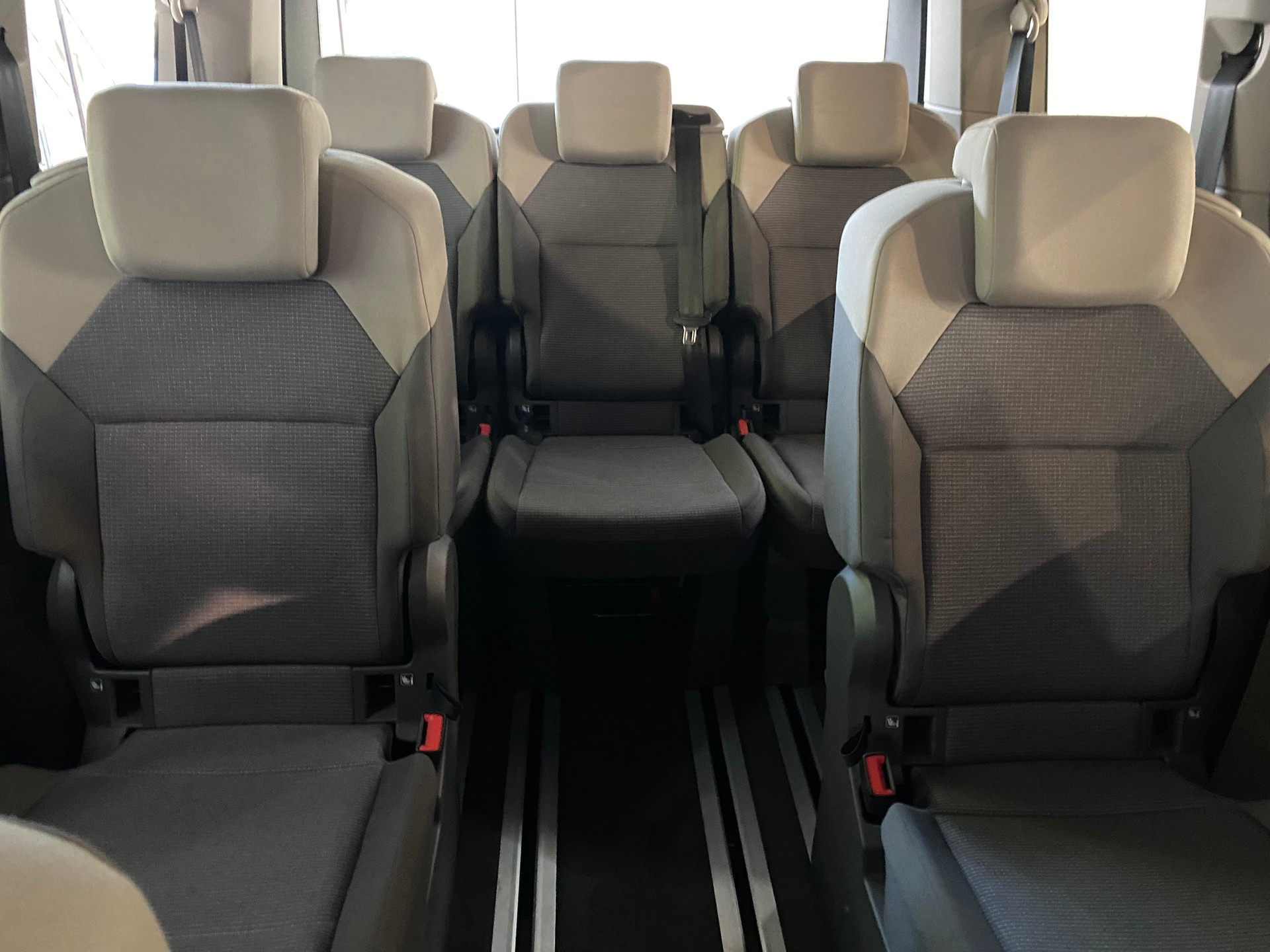 VW Multivan 1.5 TSI Liberty DSG-image-29