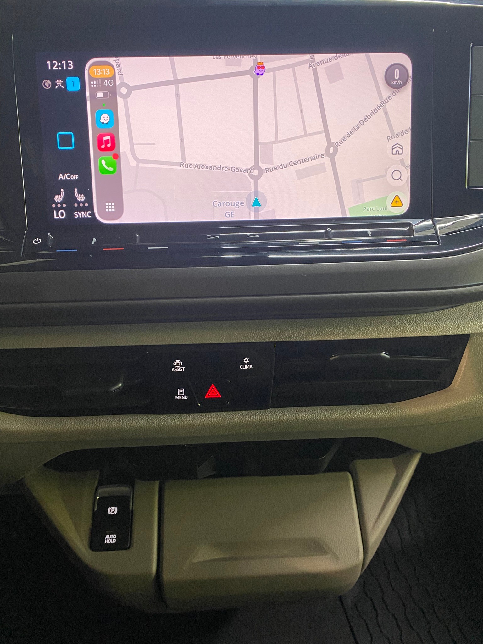 VW Multivan 1.5 TSI Liberty DSG-image-23