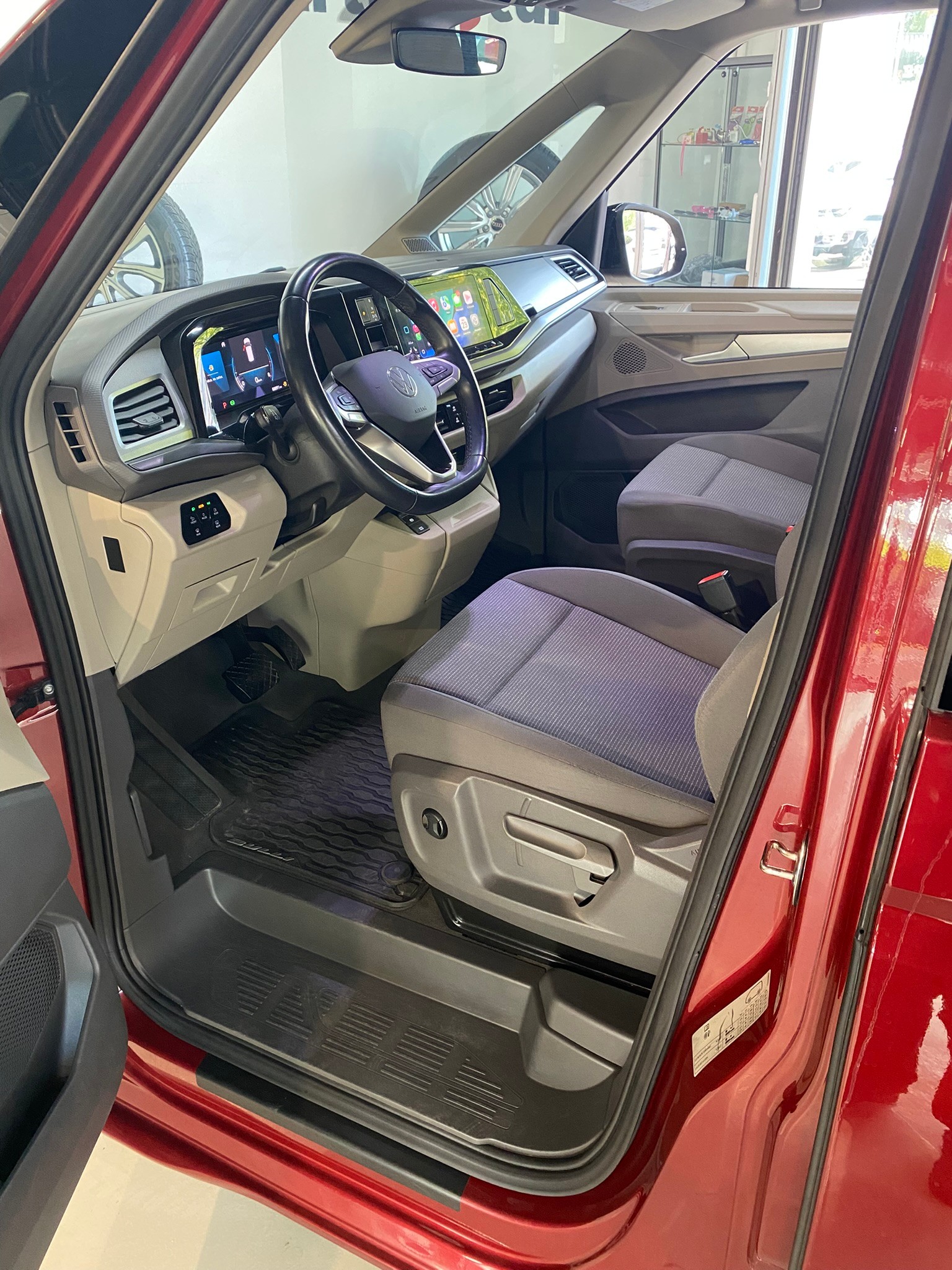 VW Multivan 1.5 TSI Liberty DSG-image-18