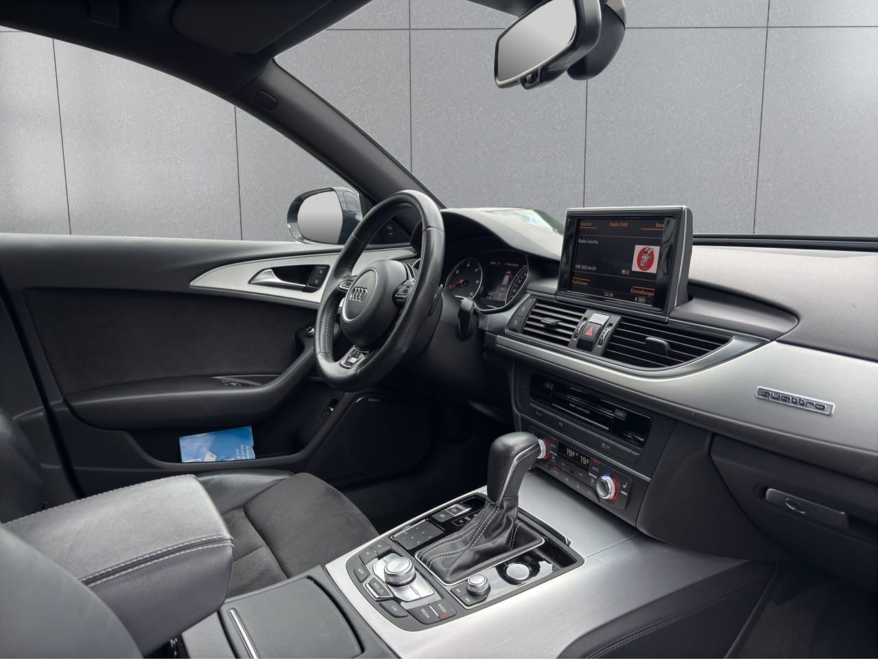 AUDI A6 Avant 3.0 TDI V6 quattro S-tronic-image-4