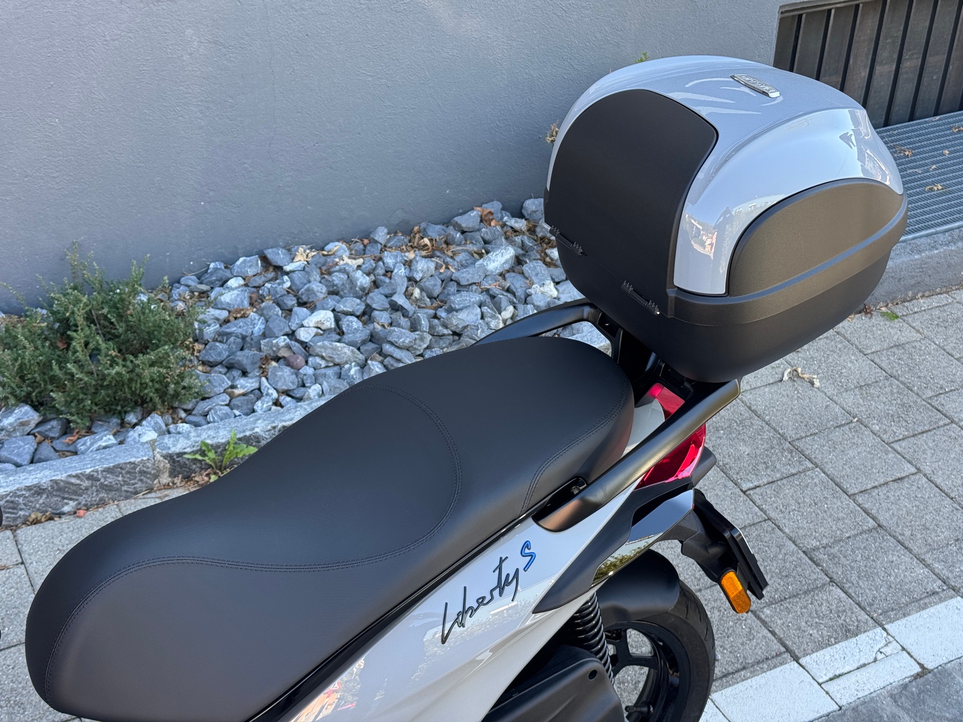 PIAGGIO Liberty 125 Sport E5+-image-4