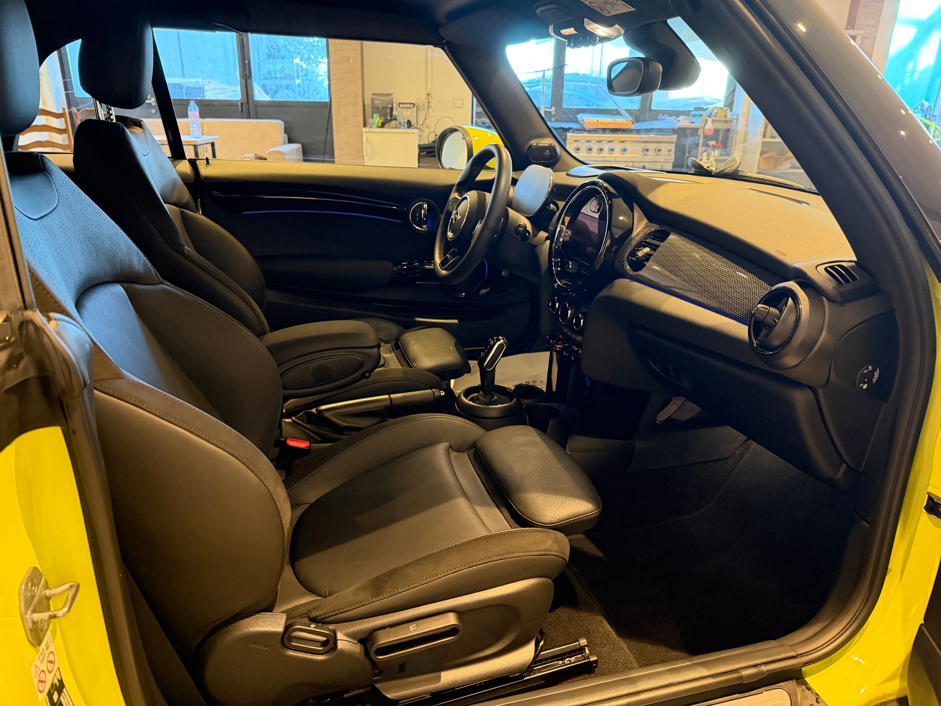 MINI Cabrio F57 2.0i Cooper S SDKG-image-10