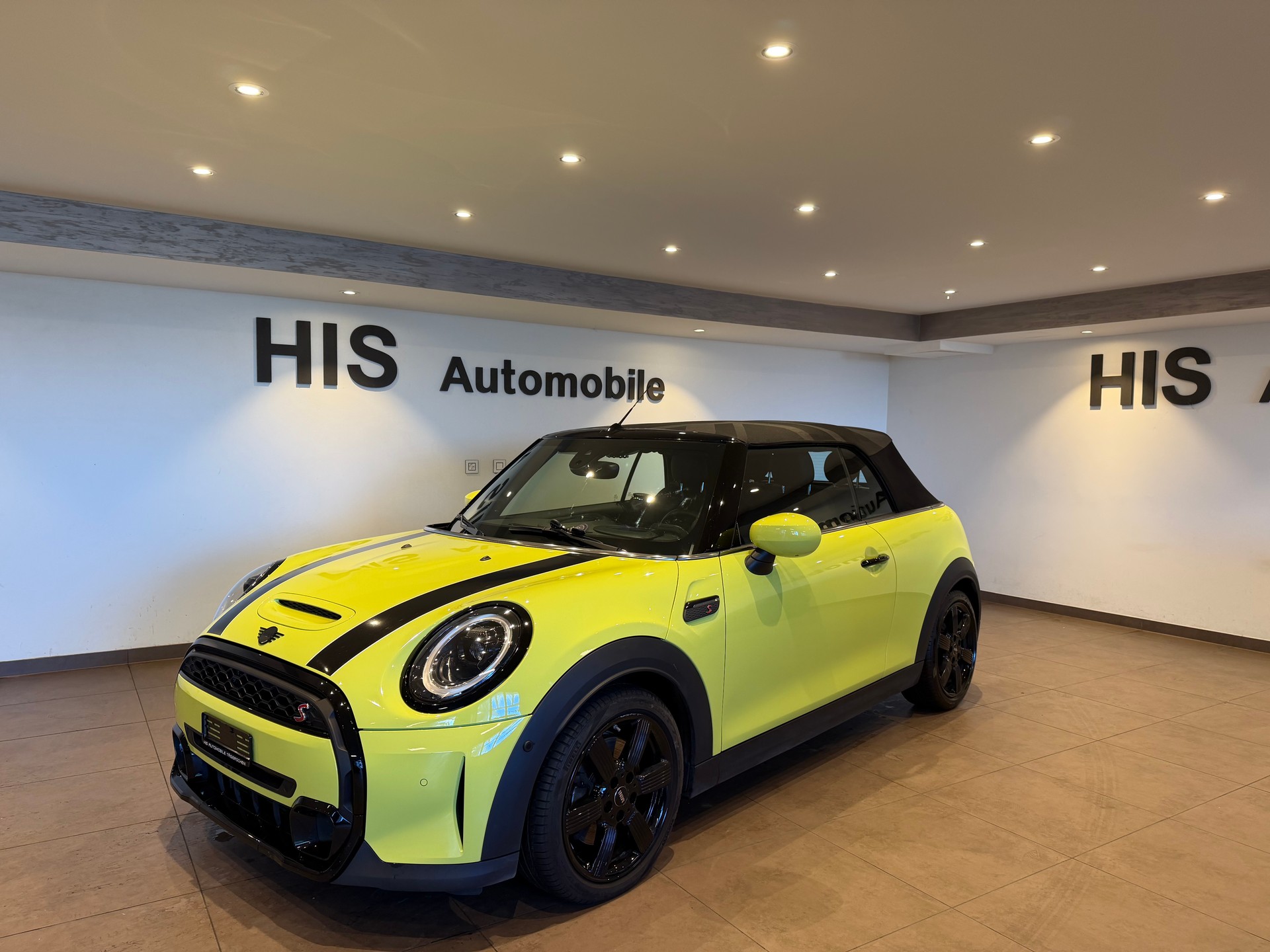 MINI Cabrio F57 2.0i Cooper S SDKG-image-1