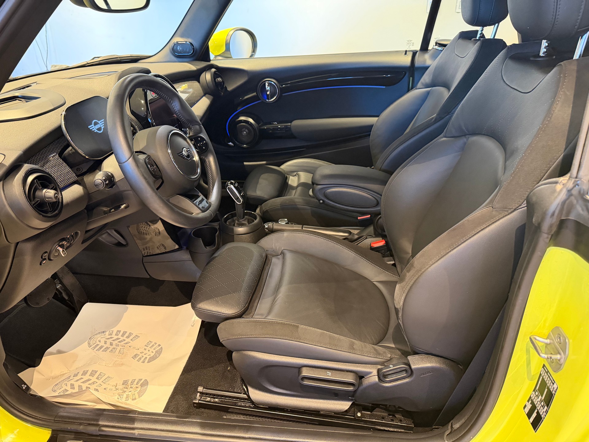 MINI Cabrio F57 2.0i Cooper S SDKG-image-12