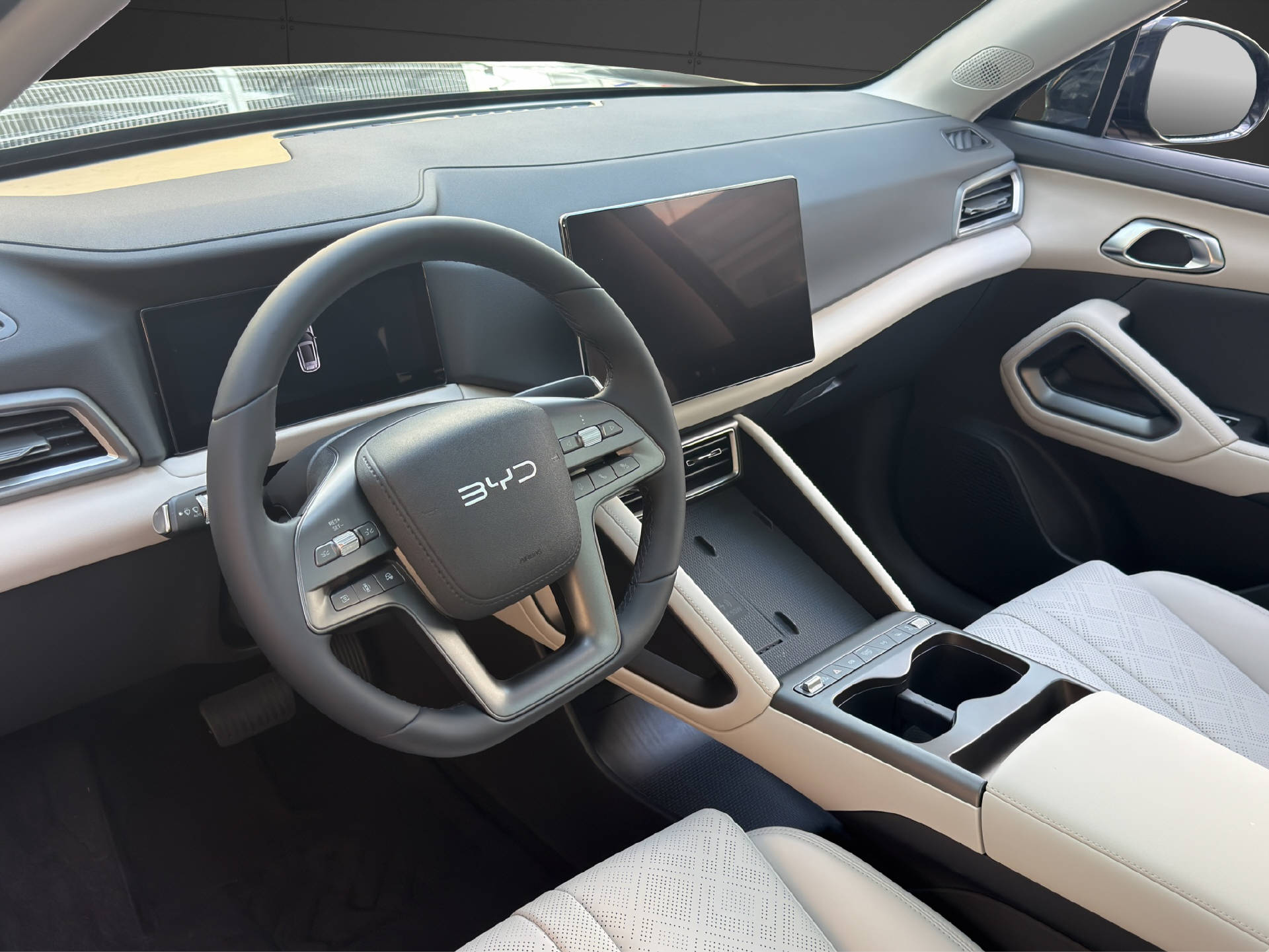 BYD Atto 2 Comfort-image-7