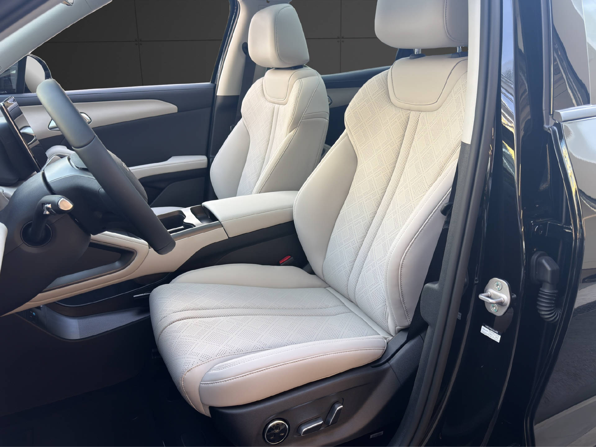 BYD Atto 2 Comfort-image-8