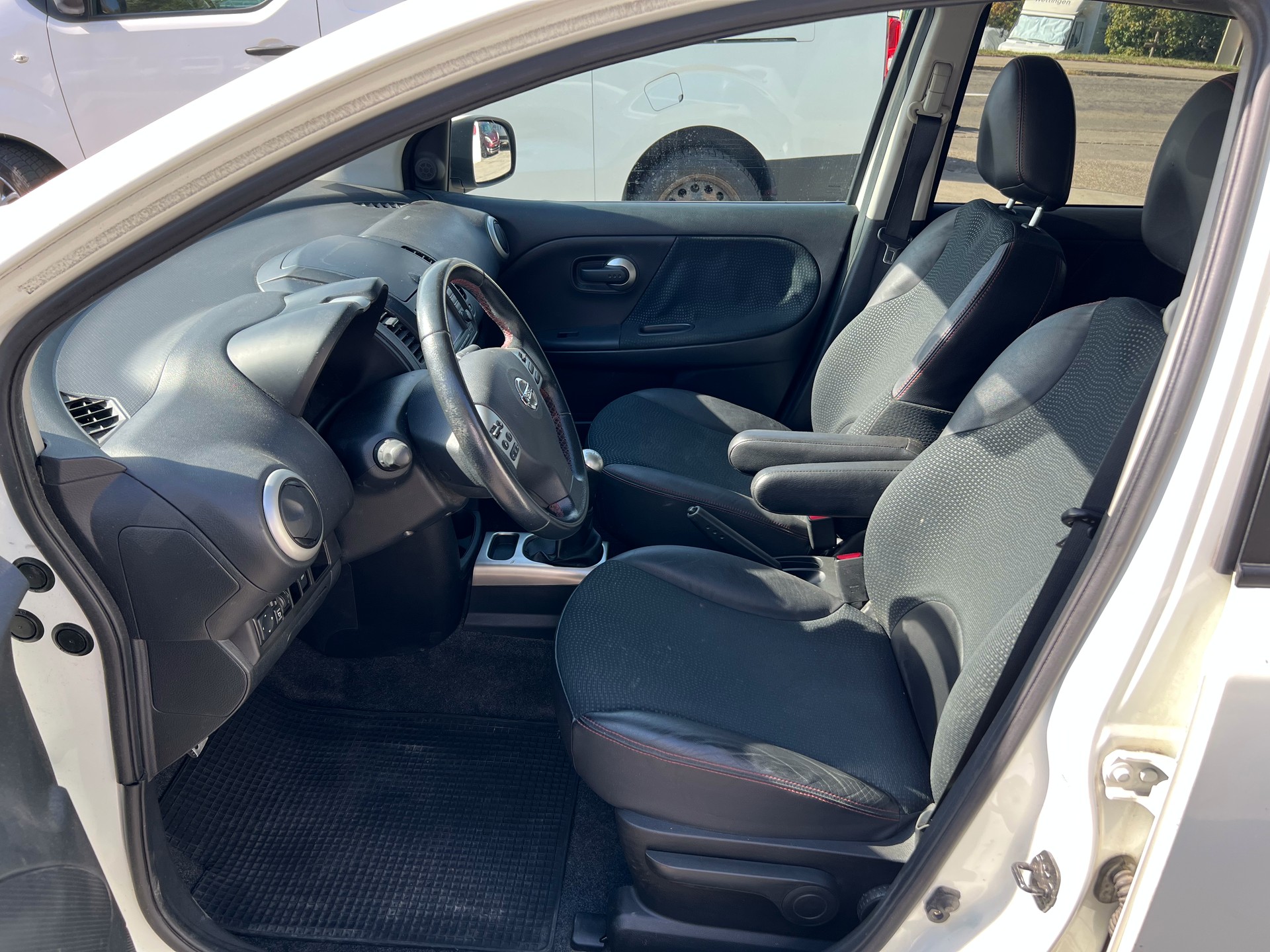 NISSAN NOTE-image-8