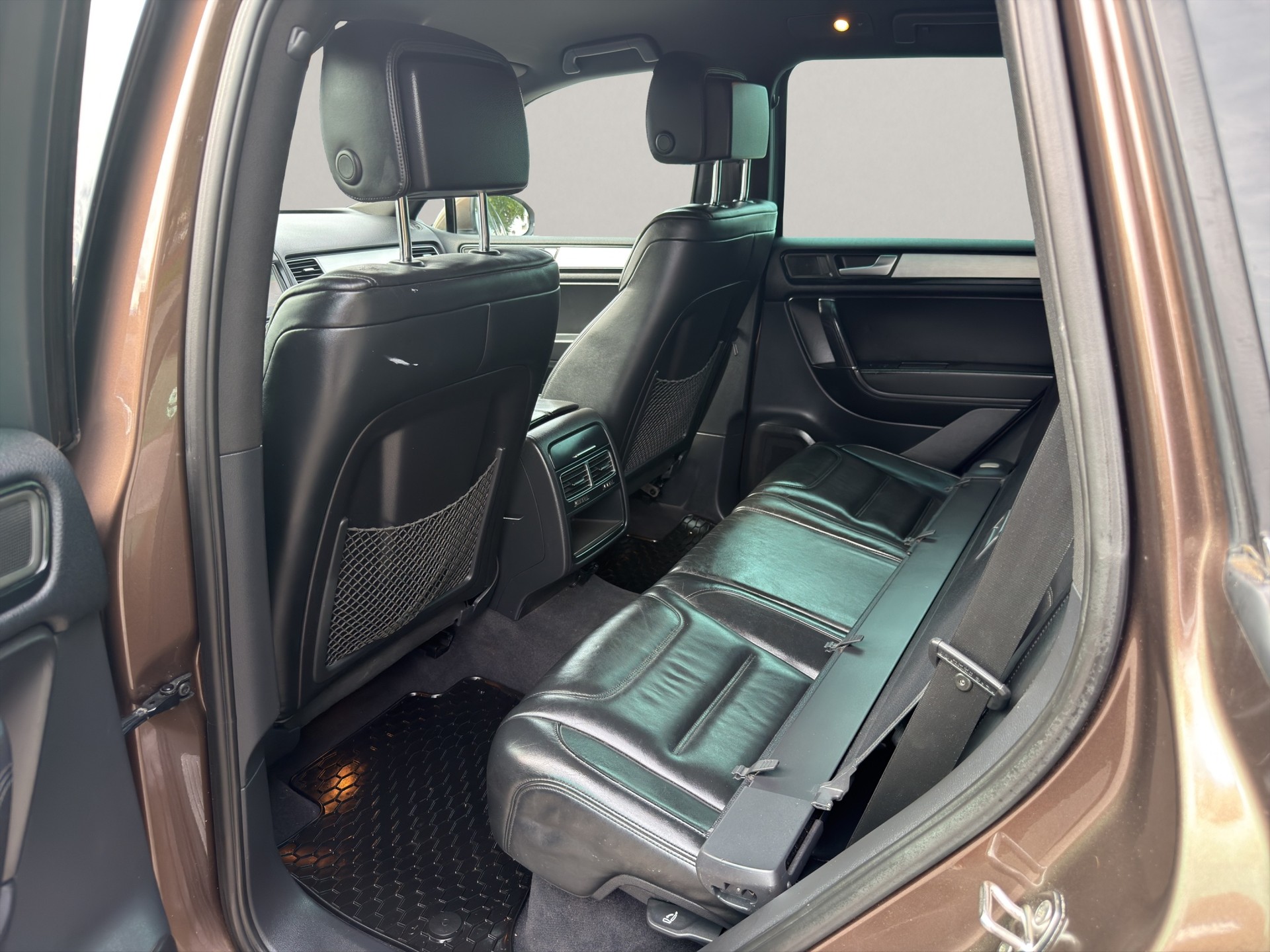 VW Touareg 3.0 TDI BlueMotion Technology Tiptronic-image-13