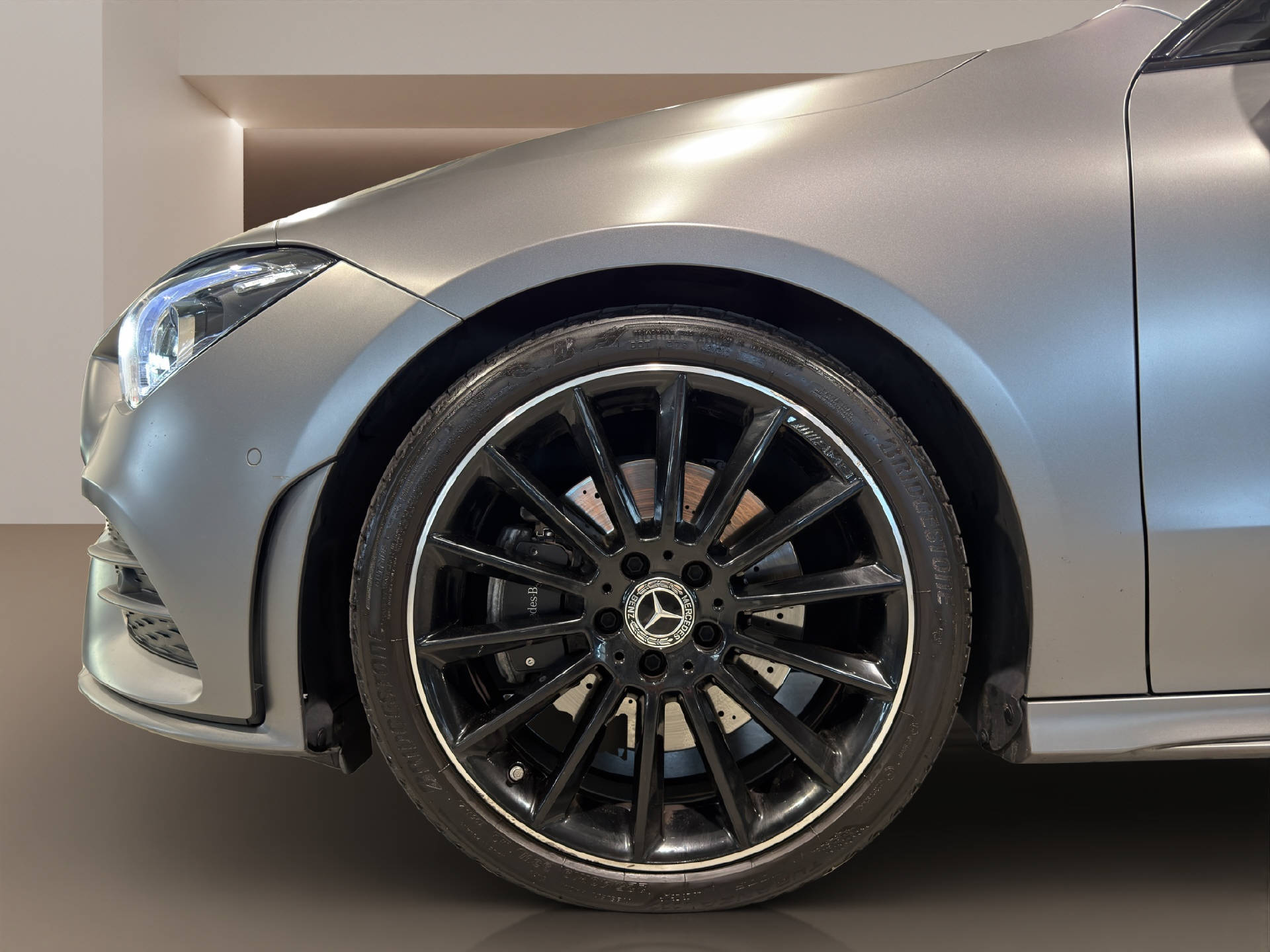 MERCEDES-BENZ CLA 220 d AMG Line 4matic Shooting Brake-image-18