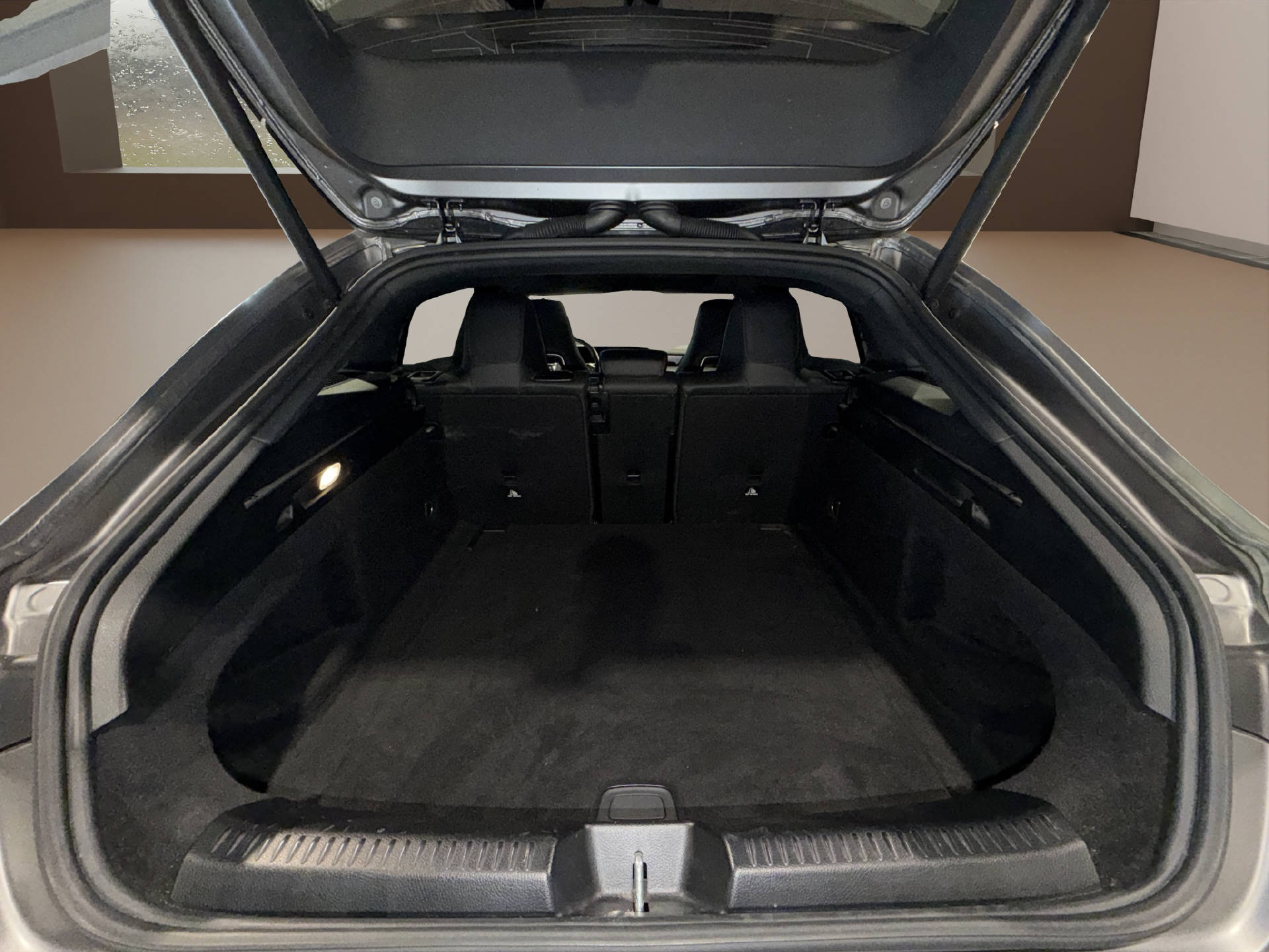 MERCEDES-BENZ CLA 220 d AMG Line 4matic Shooting Brake-image-17
