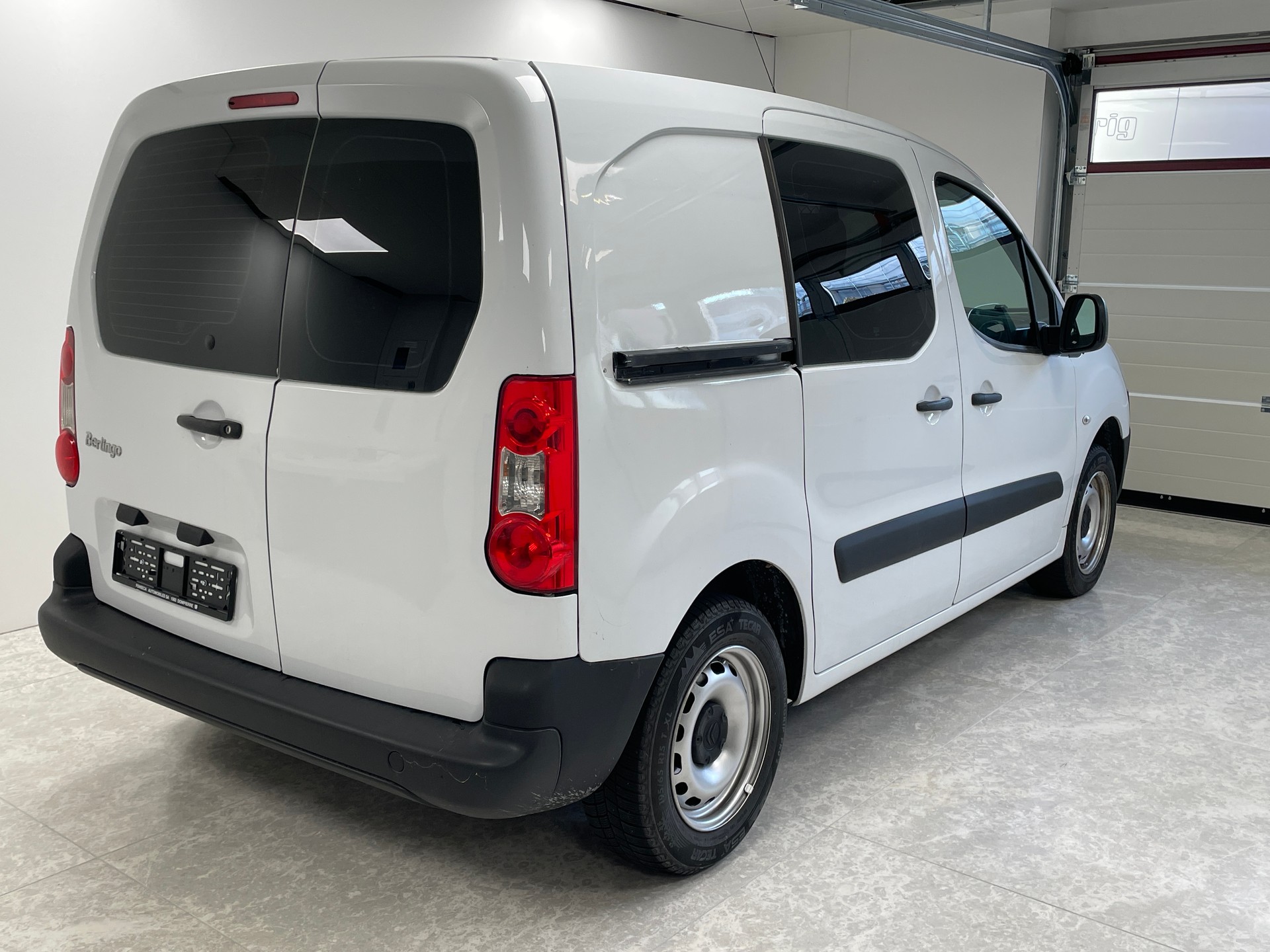 CITROEN Berlingo 1.6 HDi 600 Komfort mit Fahrzeugeinrichtung-showroom-element-2