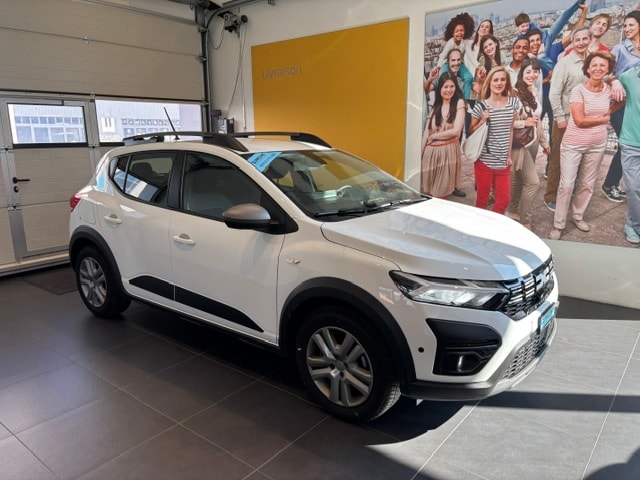 DACIA Sandero Stepway TCe 110 Expression-image-0