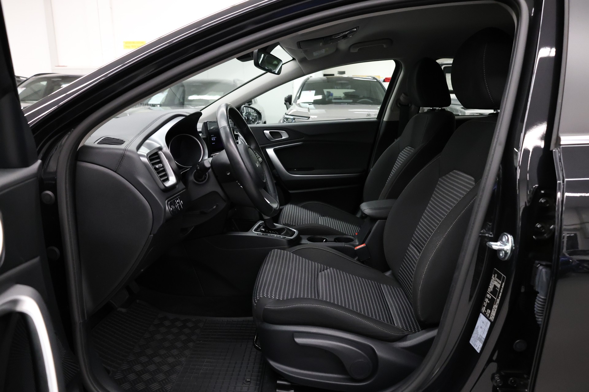 KIA Ceed SW 1.5 T-GDi Power-image-14