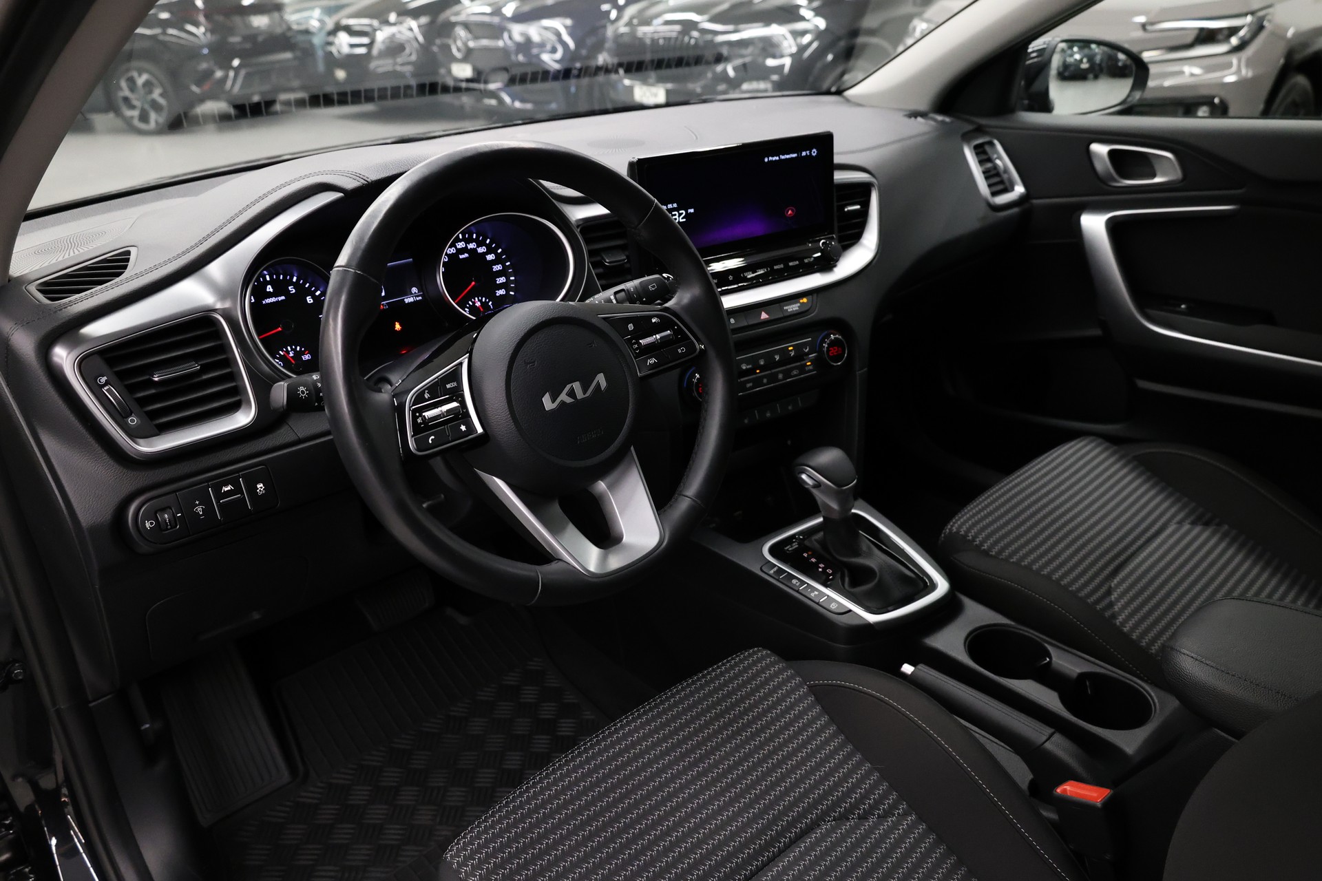 KIA Ceed SW 1.5 T-GDi Power-image-16