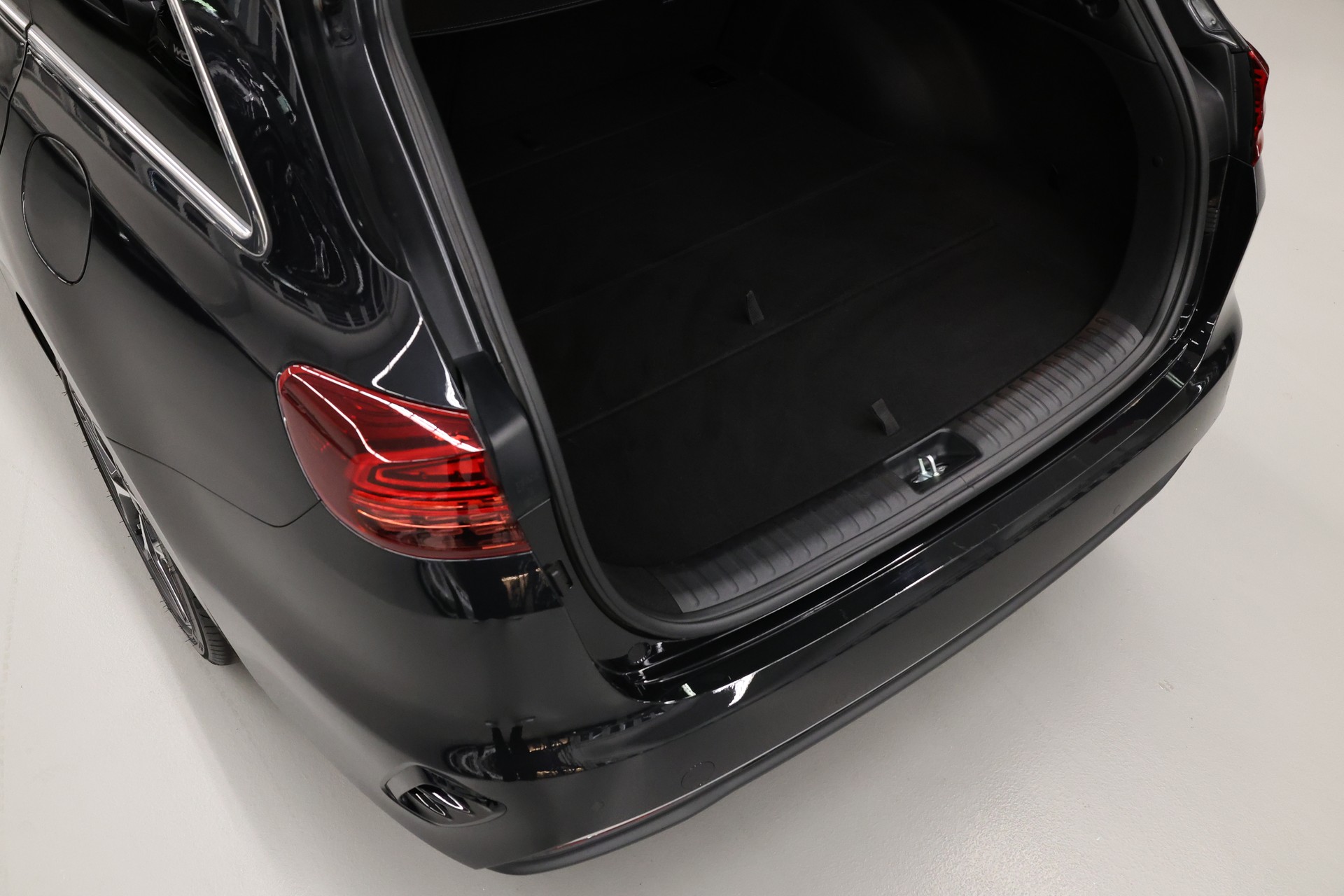 KIA Ceed SW 1.5 T-GDi Power-image-10