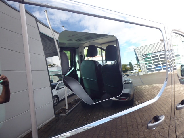 NISSAN NV300 dCi 120 2.7 L1H1 Permium 9Pl.-image-13