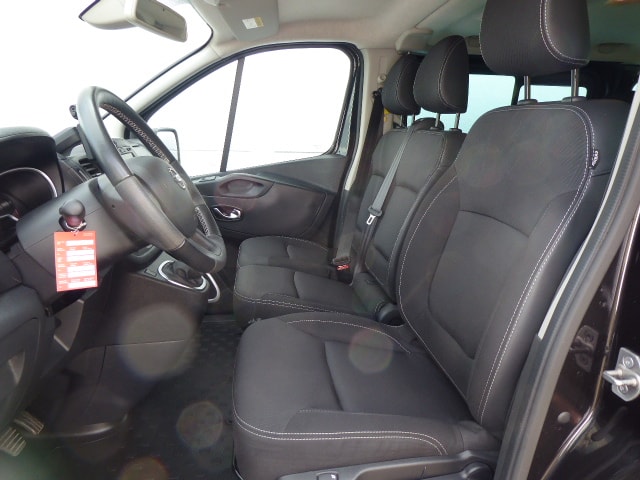 NISSAN NV300 dCi 120 2.7 L1H1 Permium 9Pl.-image-6