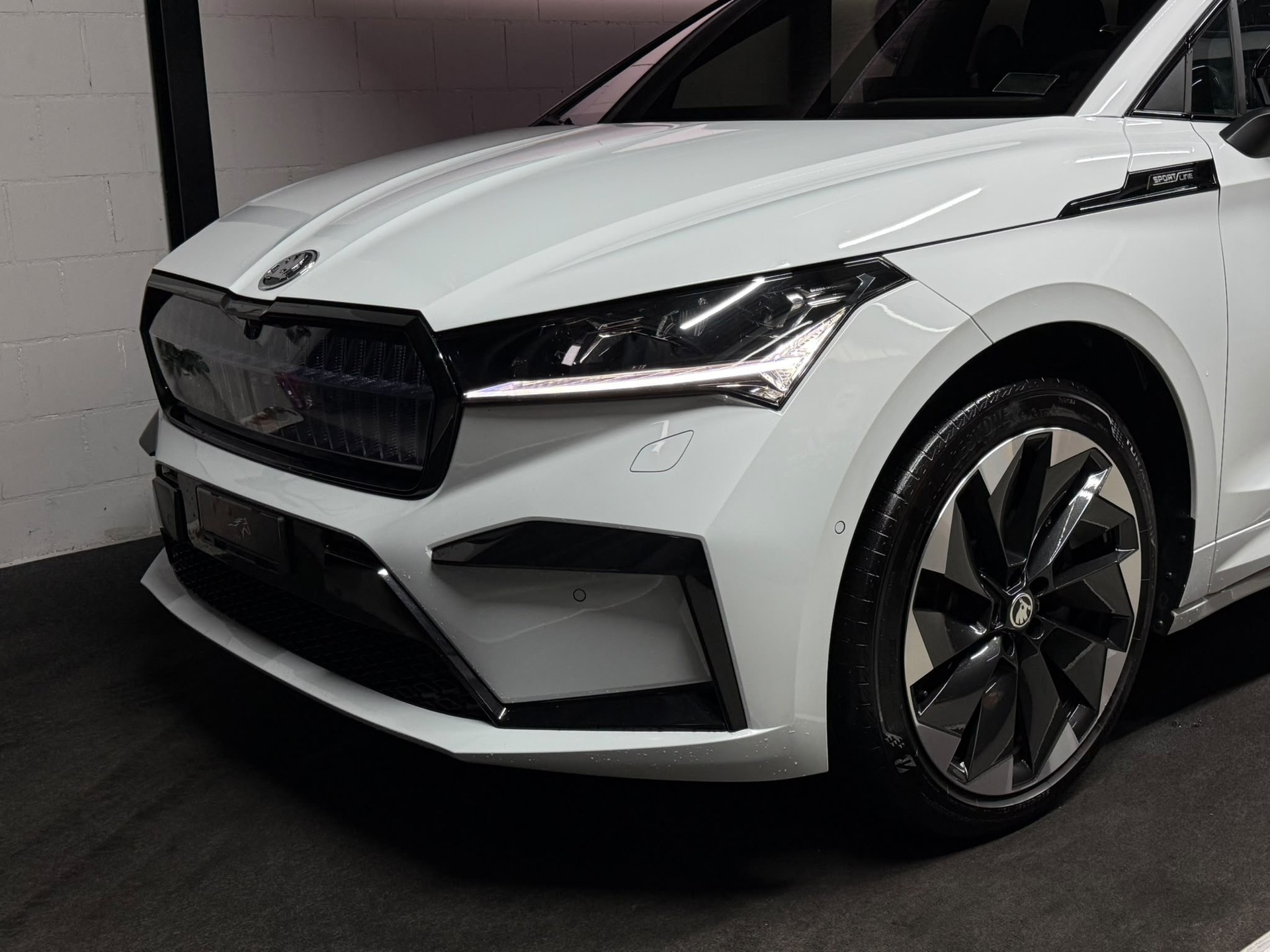 SKODA Enyaq iV 80x SportLine-showroom-element-2