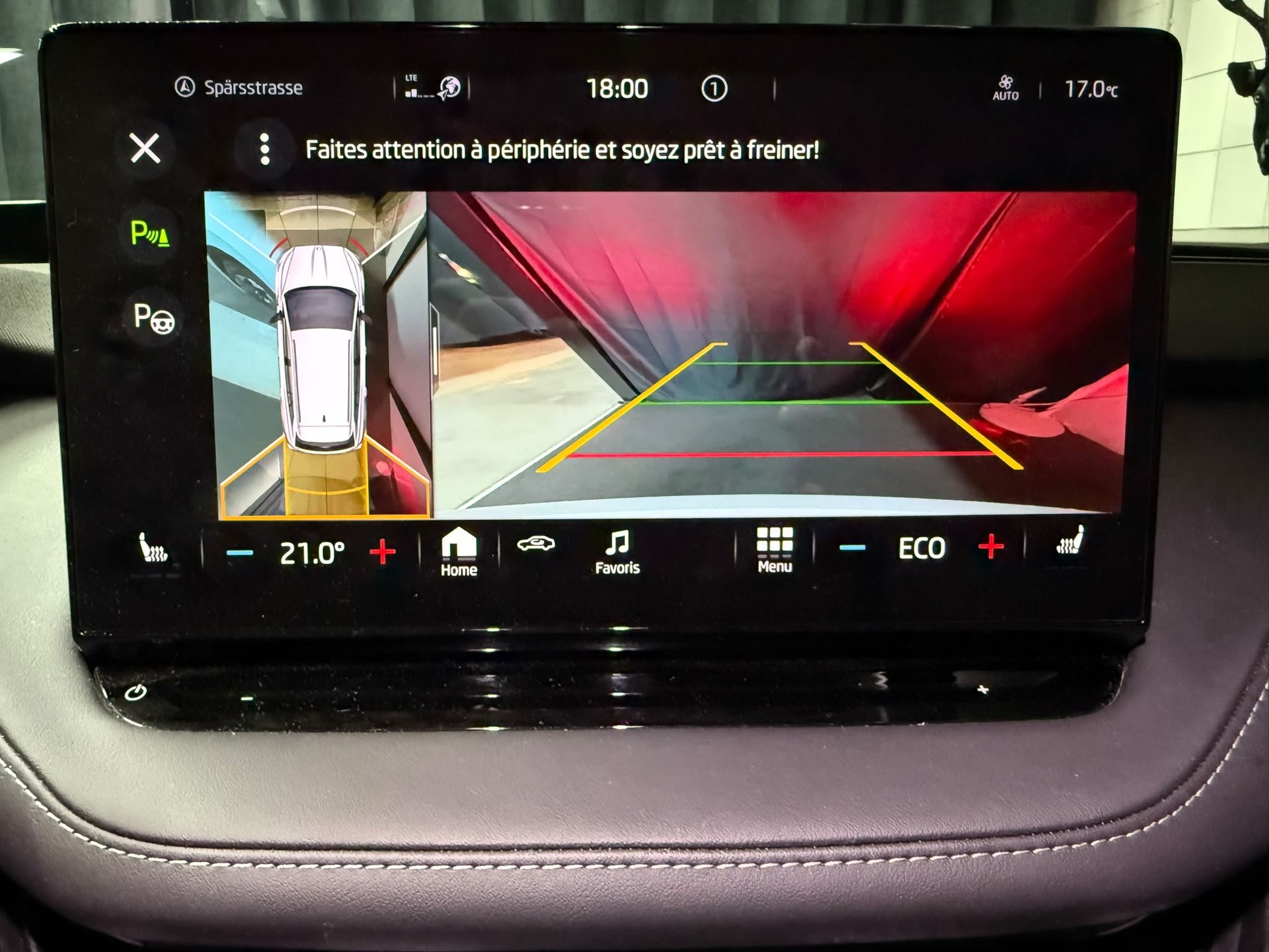 SKODA Enyaq iV 80x SportLine-image-18