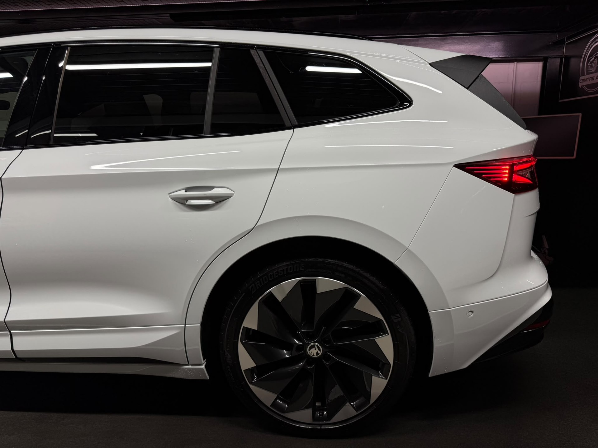 SKODA Enyaq iV 80x SportLine-image-6