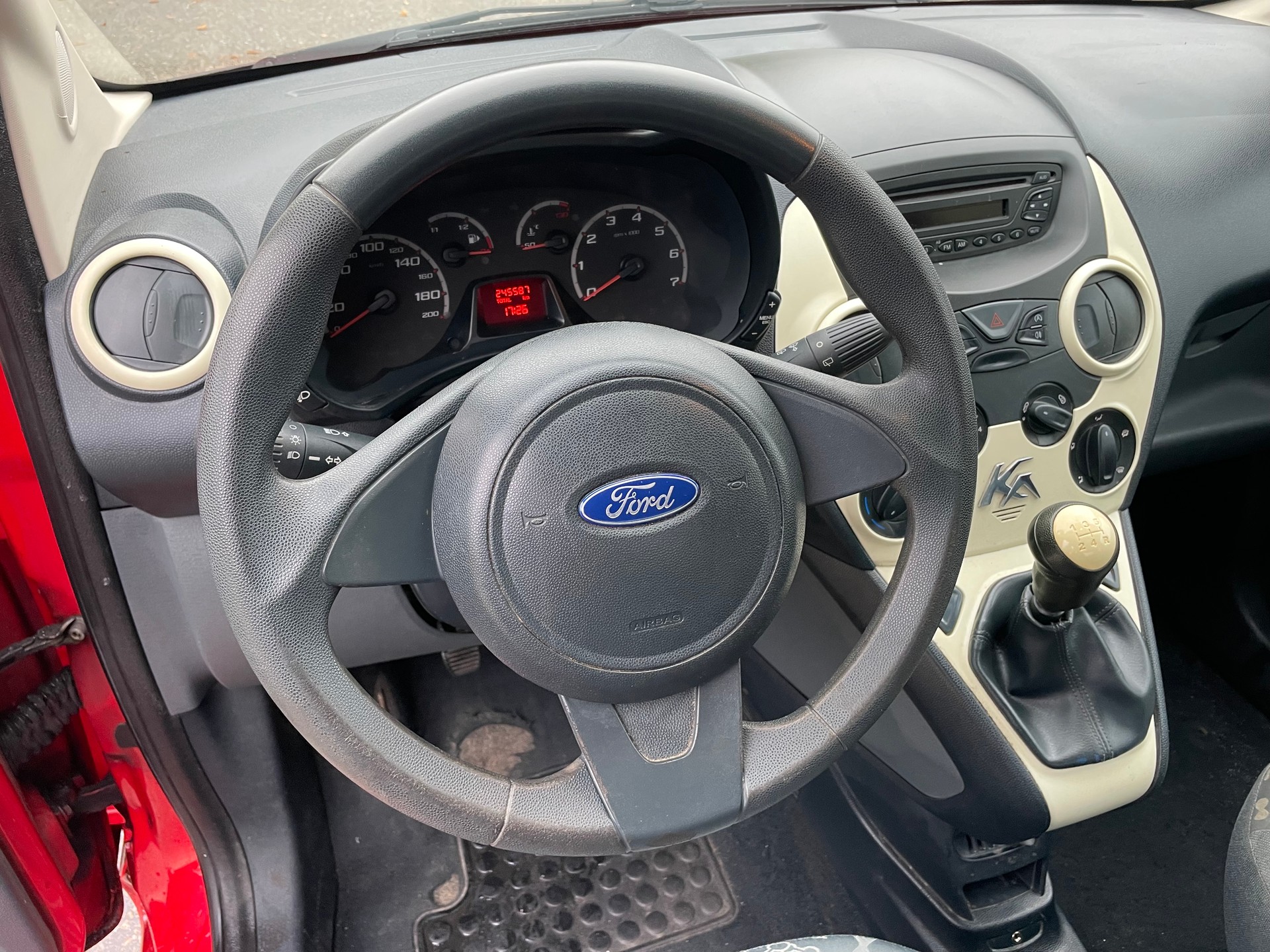 FORD KA 1.25 Ambiente-image-9