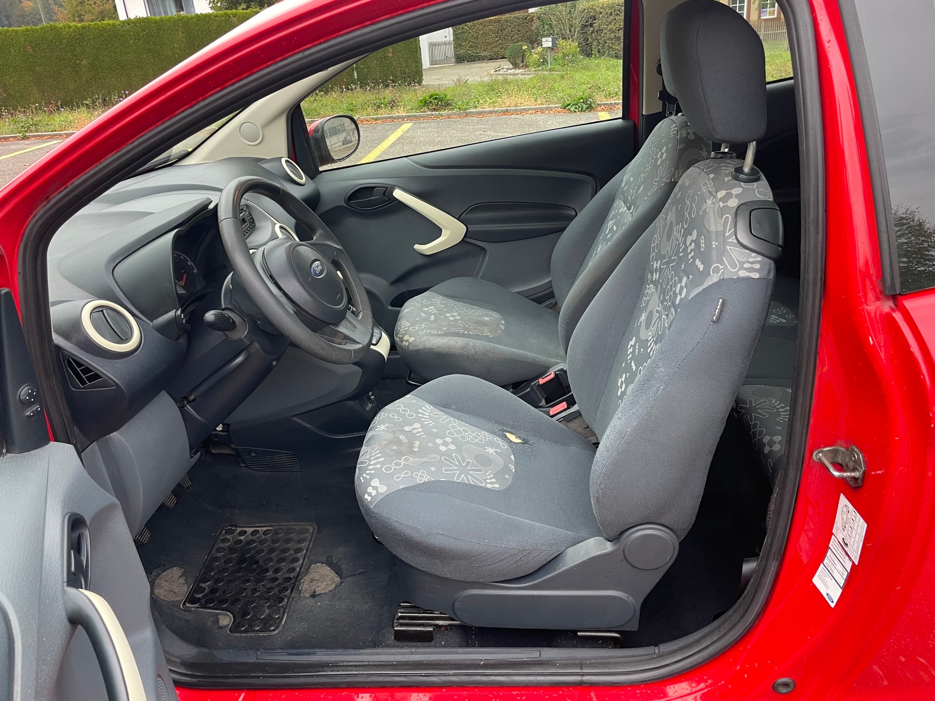 FORD KA 1.25 Ambiente-image-10