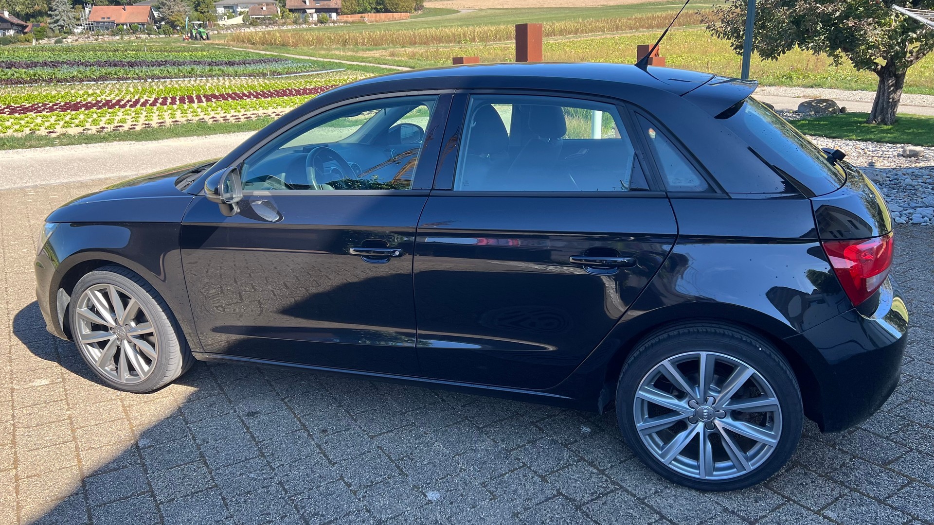 AUDI 1.4 TFSI Ambition S-Tronic-image-0