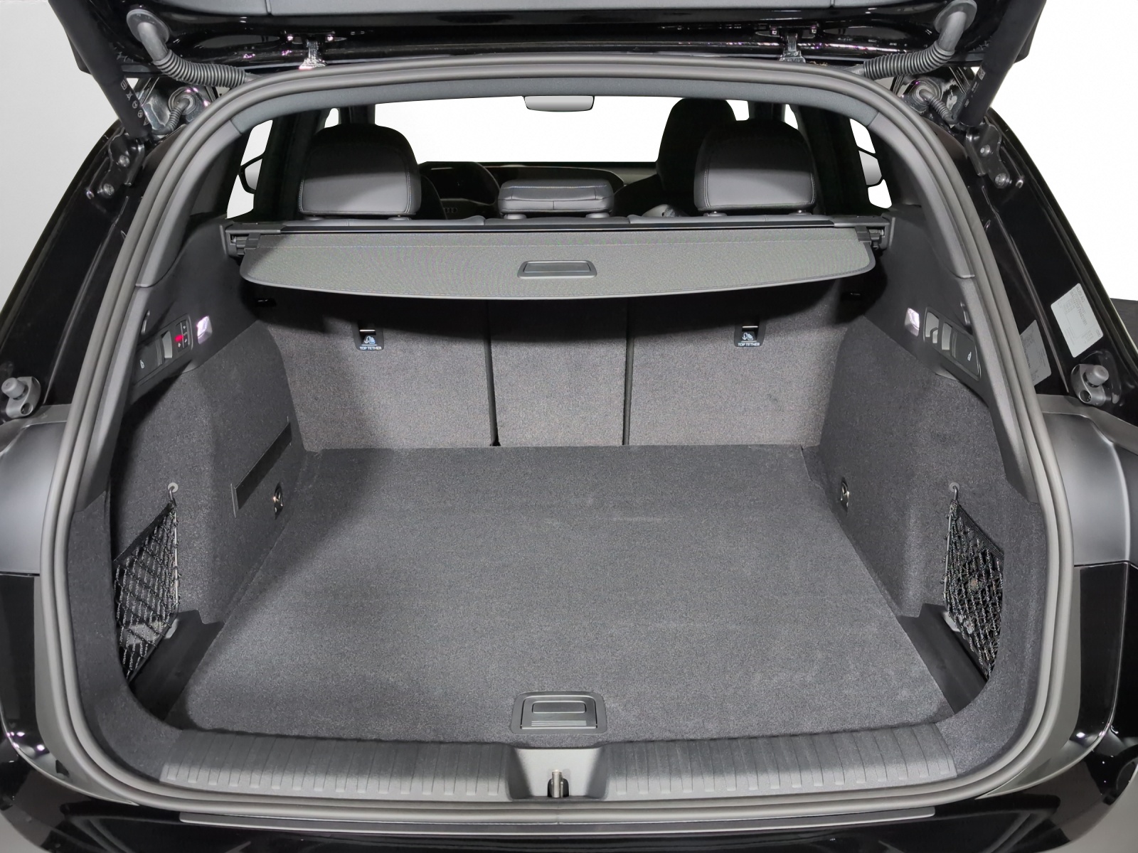 AUDI Q6 e-tron quattro-image-15