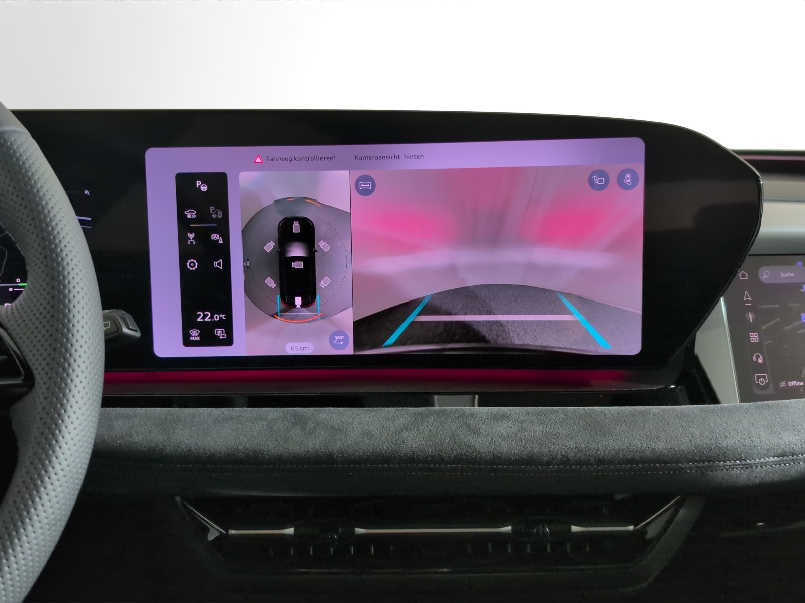 AUDI Q6 e-tron quattro-image-12