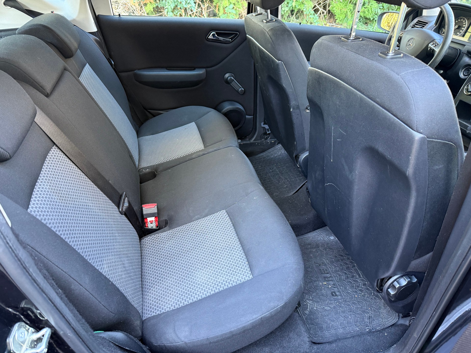 MERCEDES-BENZ A 170 Classic-image-6