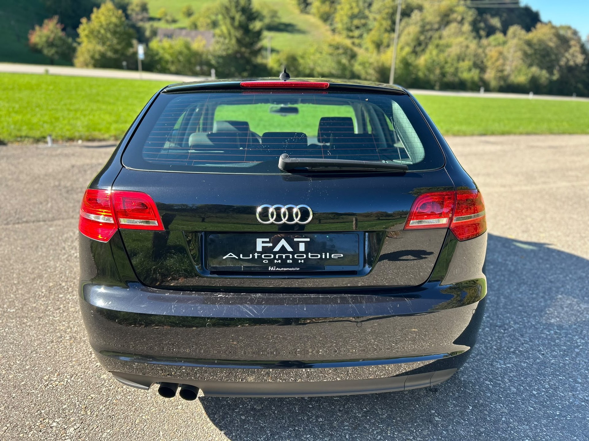 AUDI A3 Sportback 1.4 TFSI Attraction S-tronic-image-3